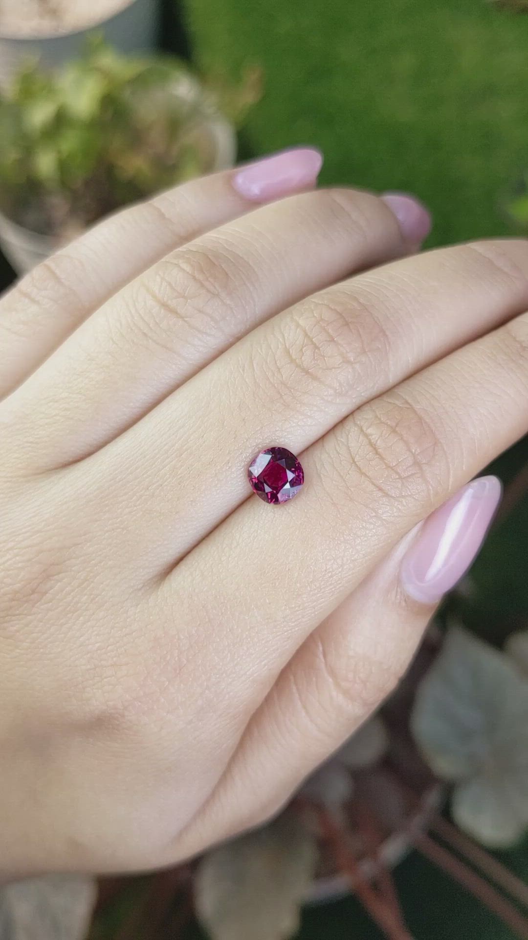 1.53 Ct. Purplish Red Rhodolite Garnet from Ceylon (Sri Lanka) Size Video