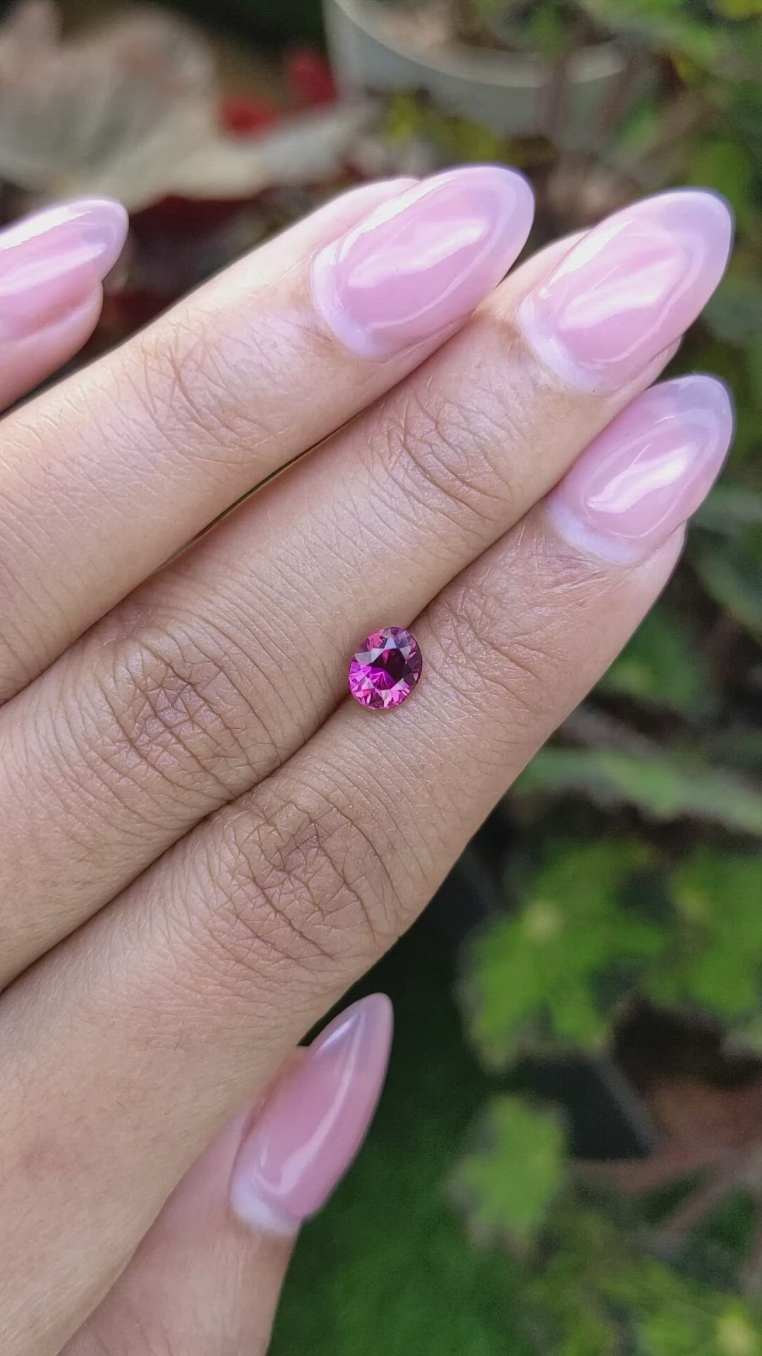 0.97 Ct. Purplish Pink Garnet from Ceylon (Sri Lanka) Size Video