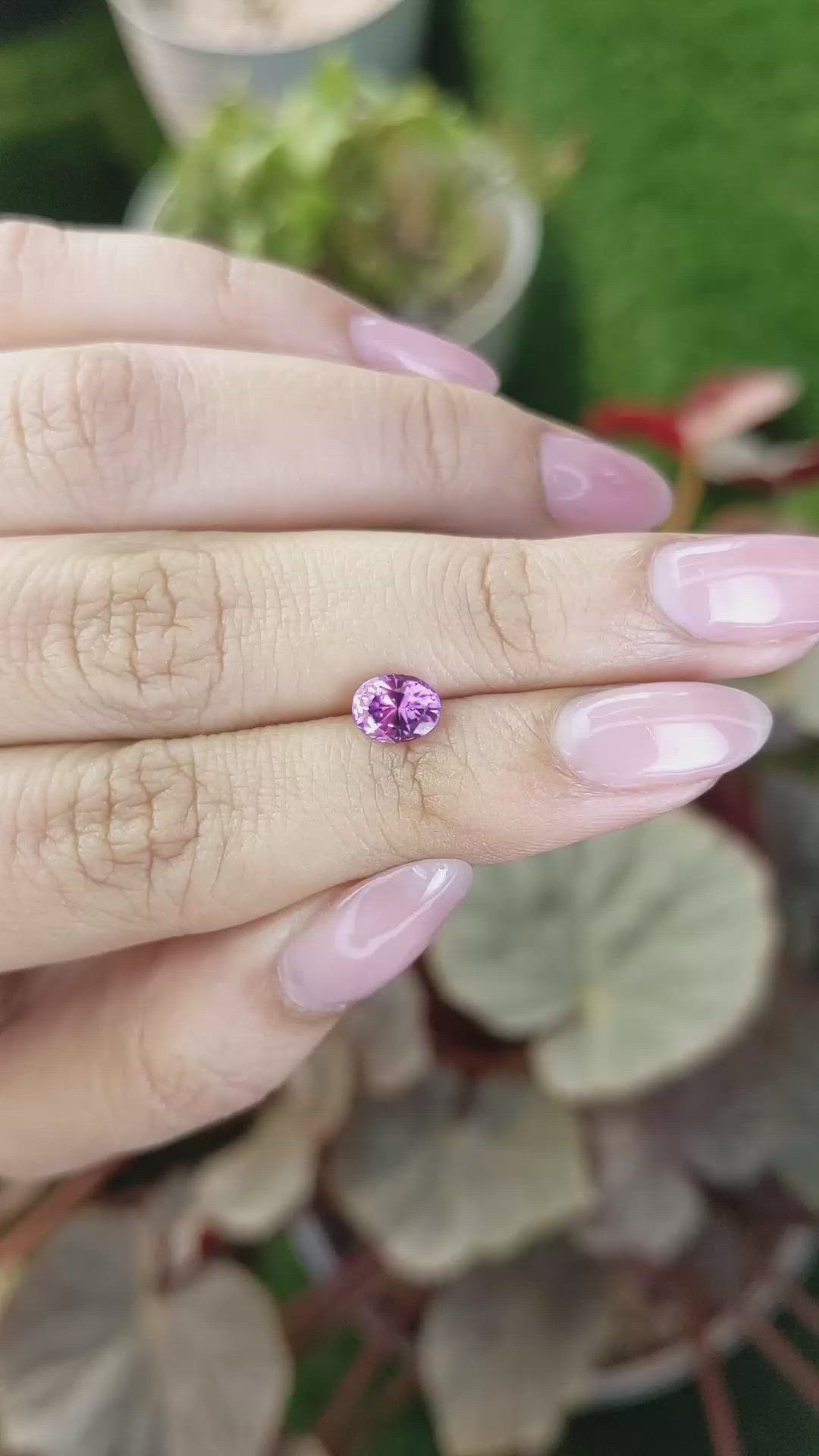 1.00 Ct. Pinkish Purple Garnet from Ceylon (Sri Lanka) Size Video