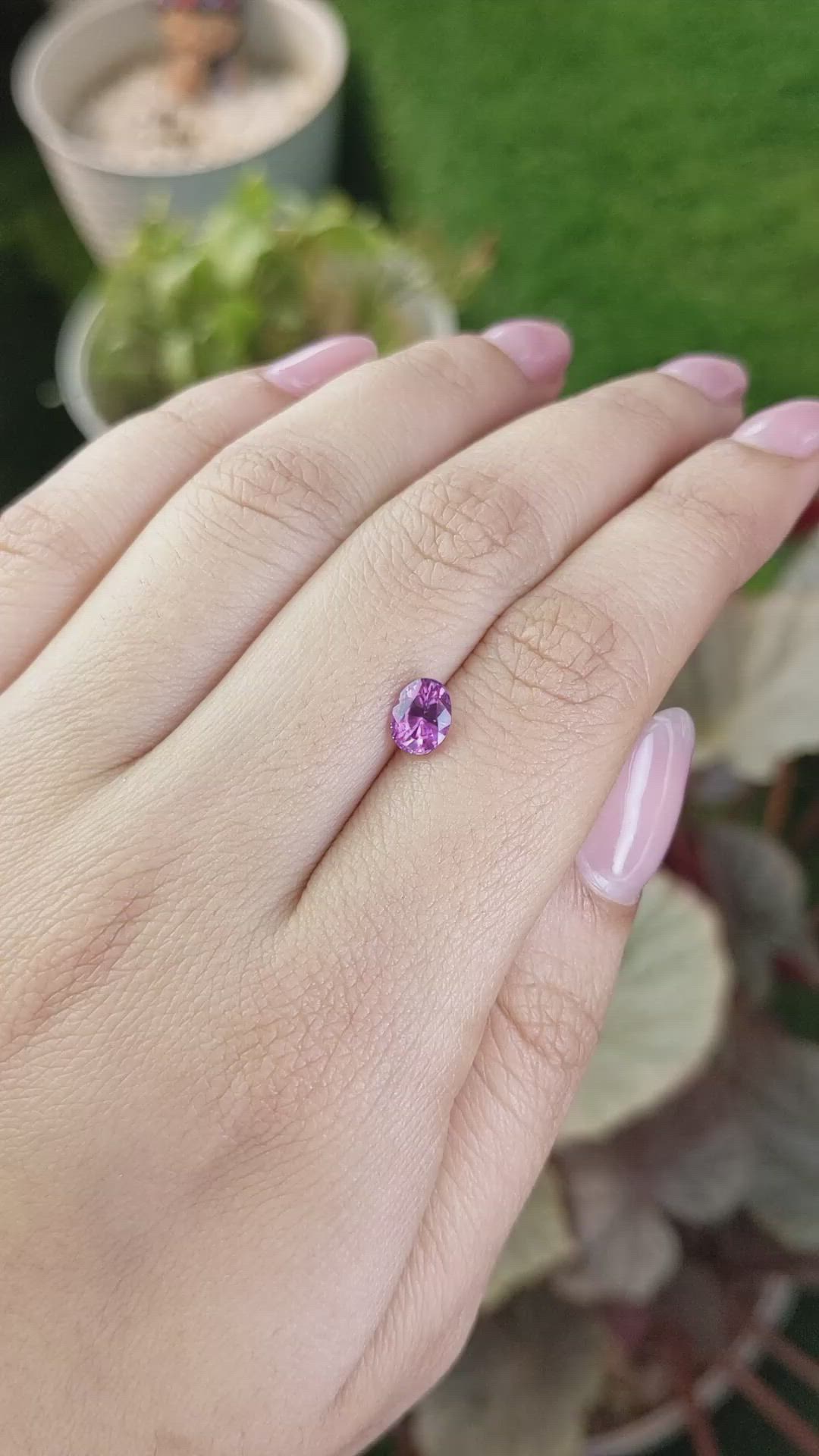 1.00 Ct. Pinkish Purple Garnet from Ceylon (Sri Lanka) Size Video