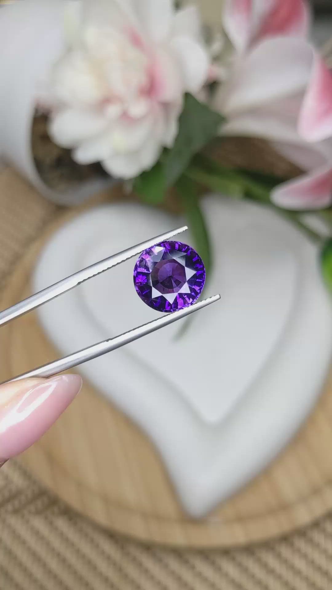 5.29 Ct. Purple Amethyst from Ceylon (Sri Lanka) Size Video