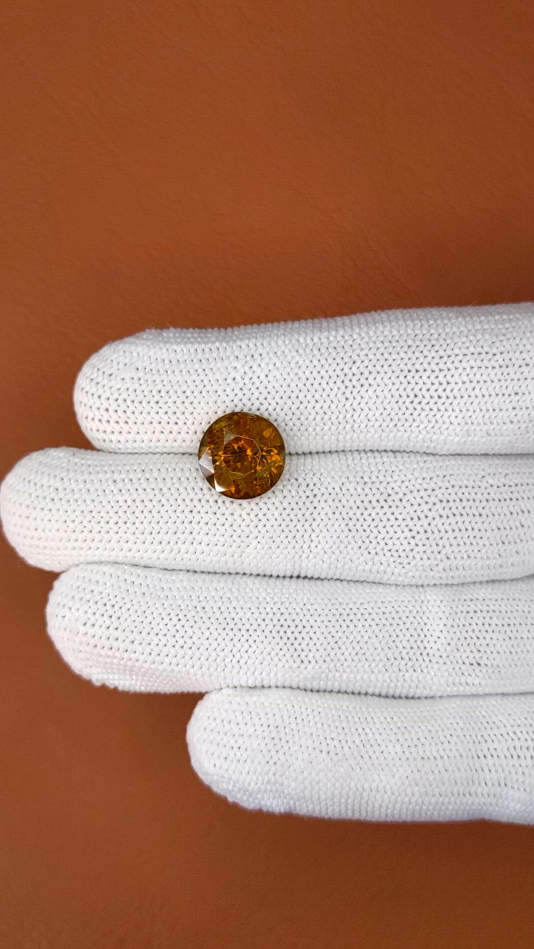 7.59 Ct. Yellowish Brown Zircon from Ceylon (Sri Lanka) Size Video