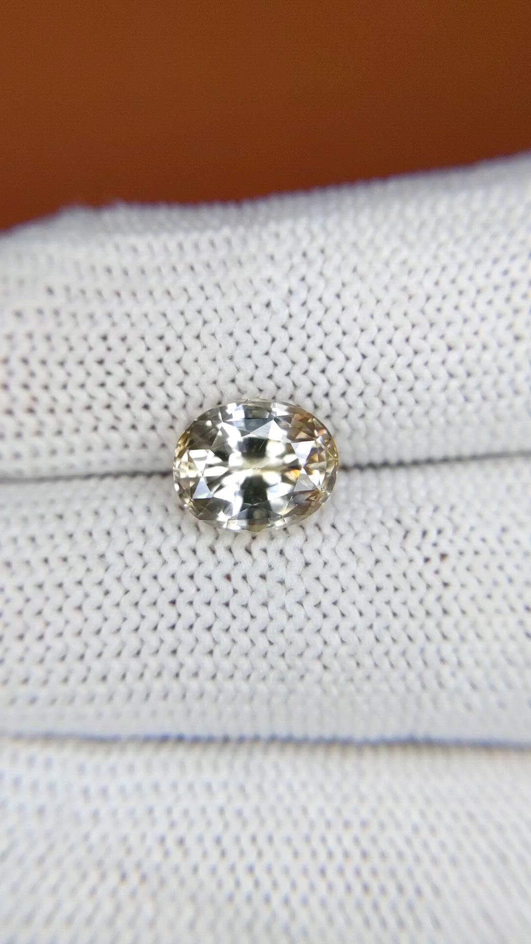 3.86 Ct. Brown Zircon from Ceylon (Sri Lanka) Size Video