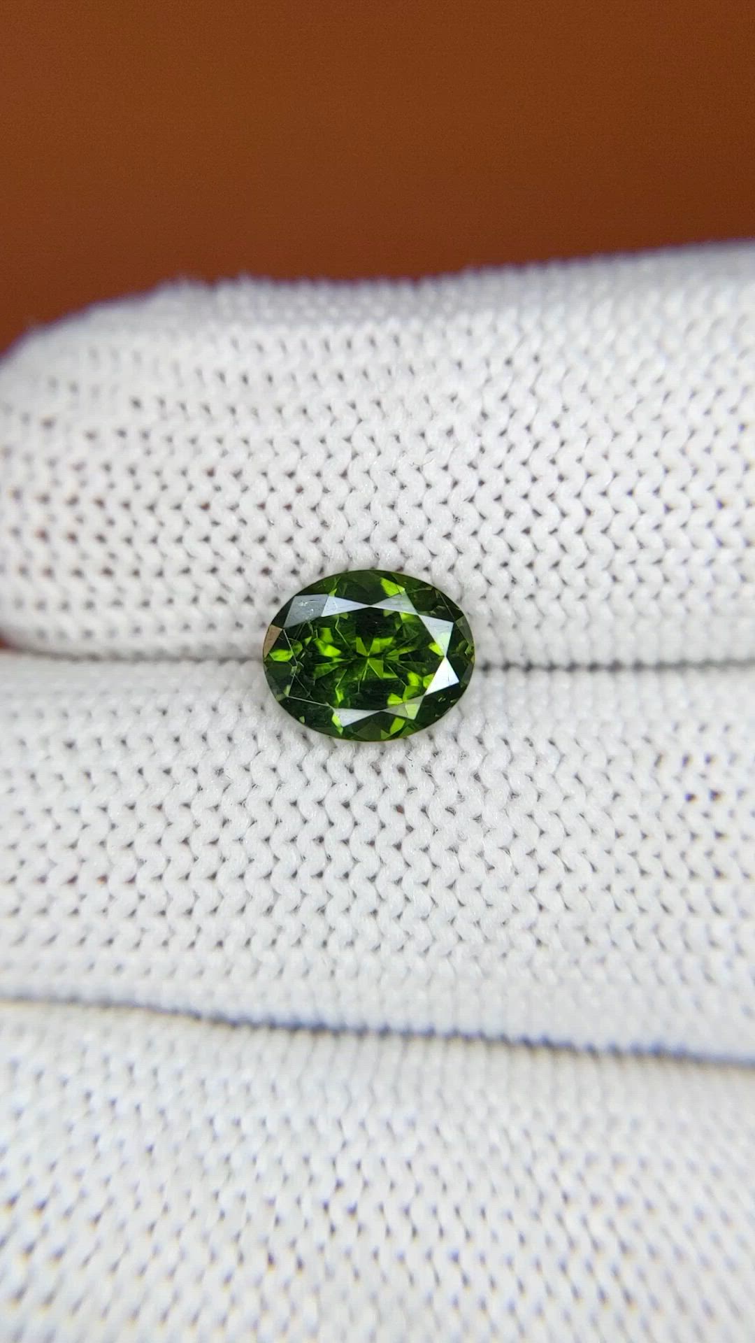 1.72 Ct. Green Zircon from Ceylon (Sri Lanka) Size Video