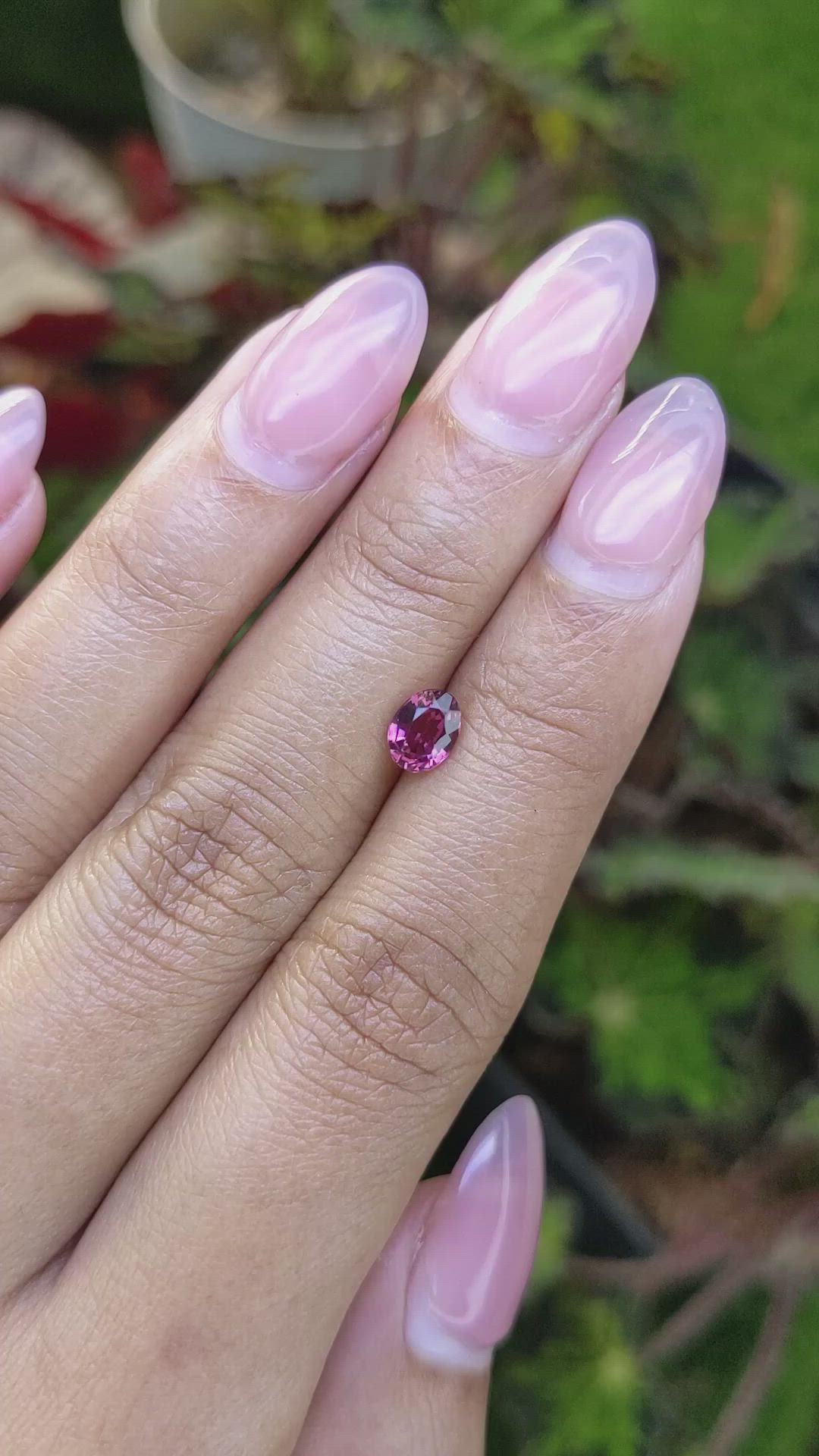 0.82 Ct. Pinkish Purple Garnet from Ceylon (Sri Lanka) Size Video