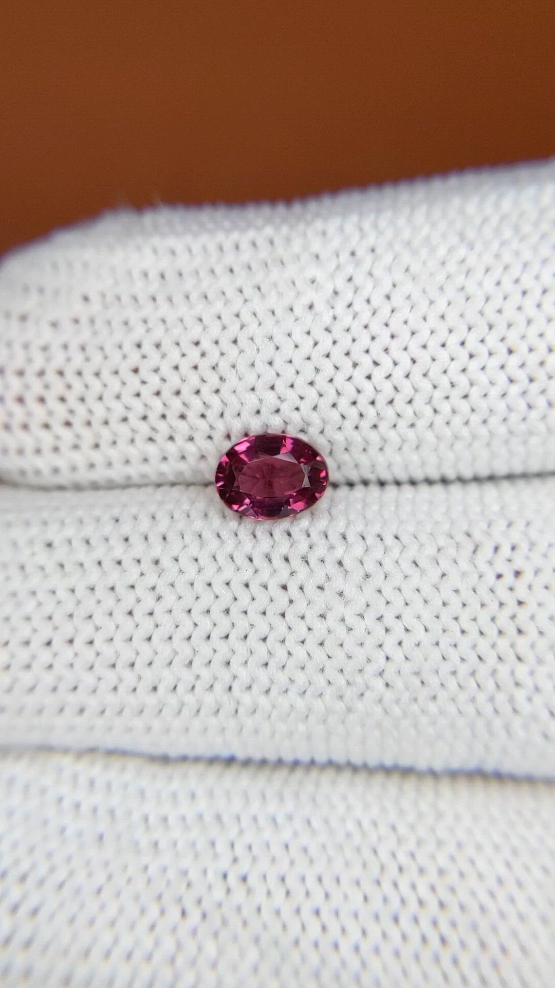 0.82 Ct. Pinkish Purple Garnet from Ceylon (Sri Lanka) Size Video