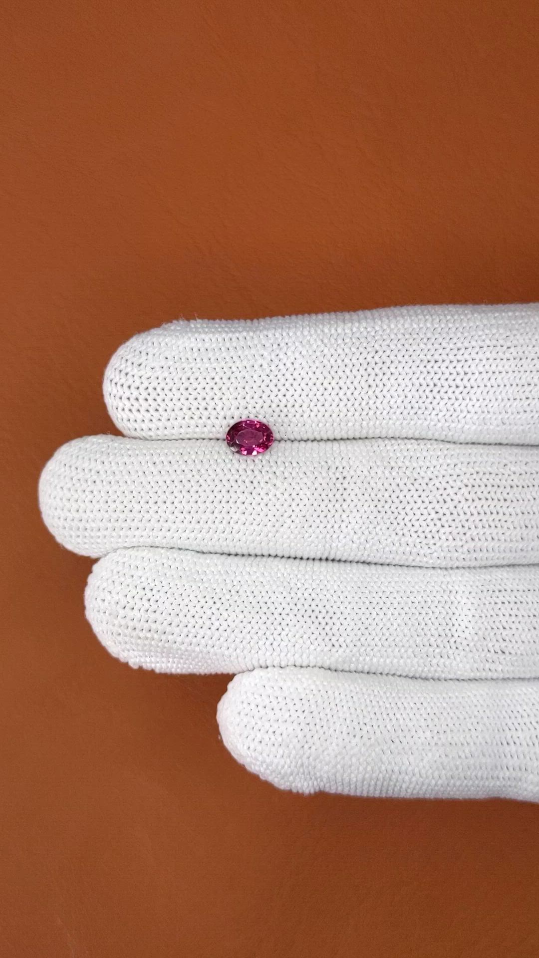 0.82 Ct. Pinkish Purple Garnet from Ceylon (Sri Lanka) Size Video