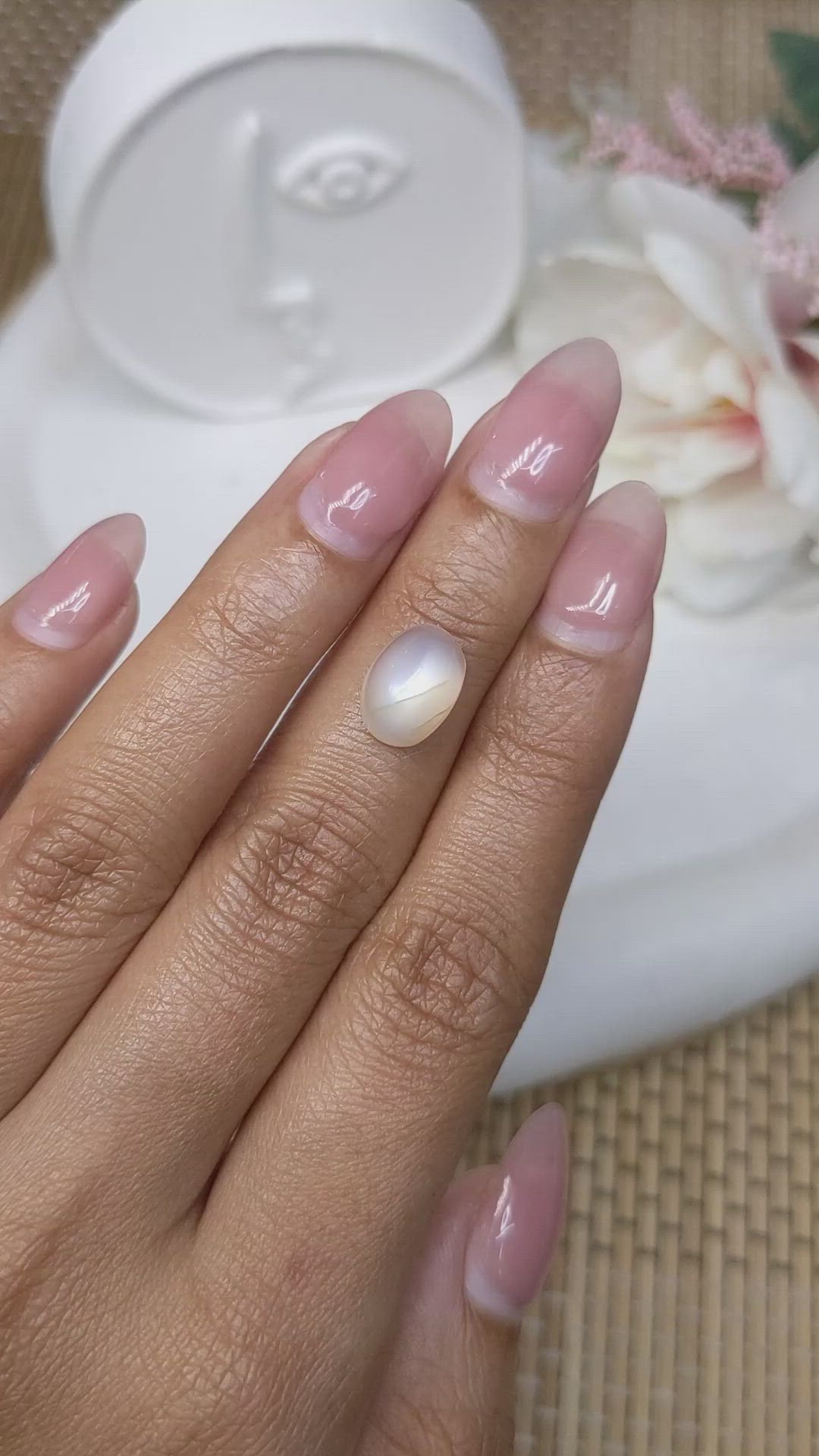 4.29 Ct. White Cabochon Moonstone from Ceylon (Sri Lanka) Size Video