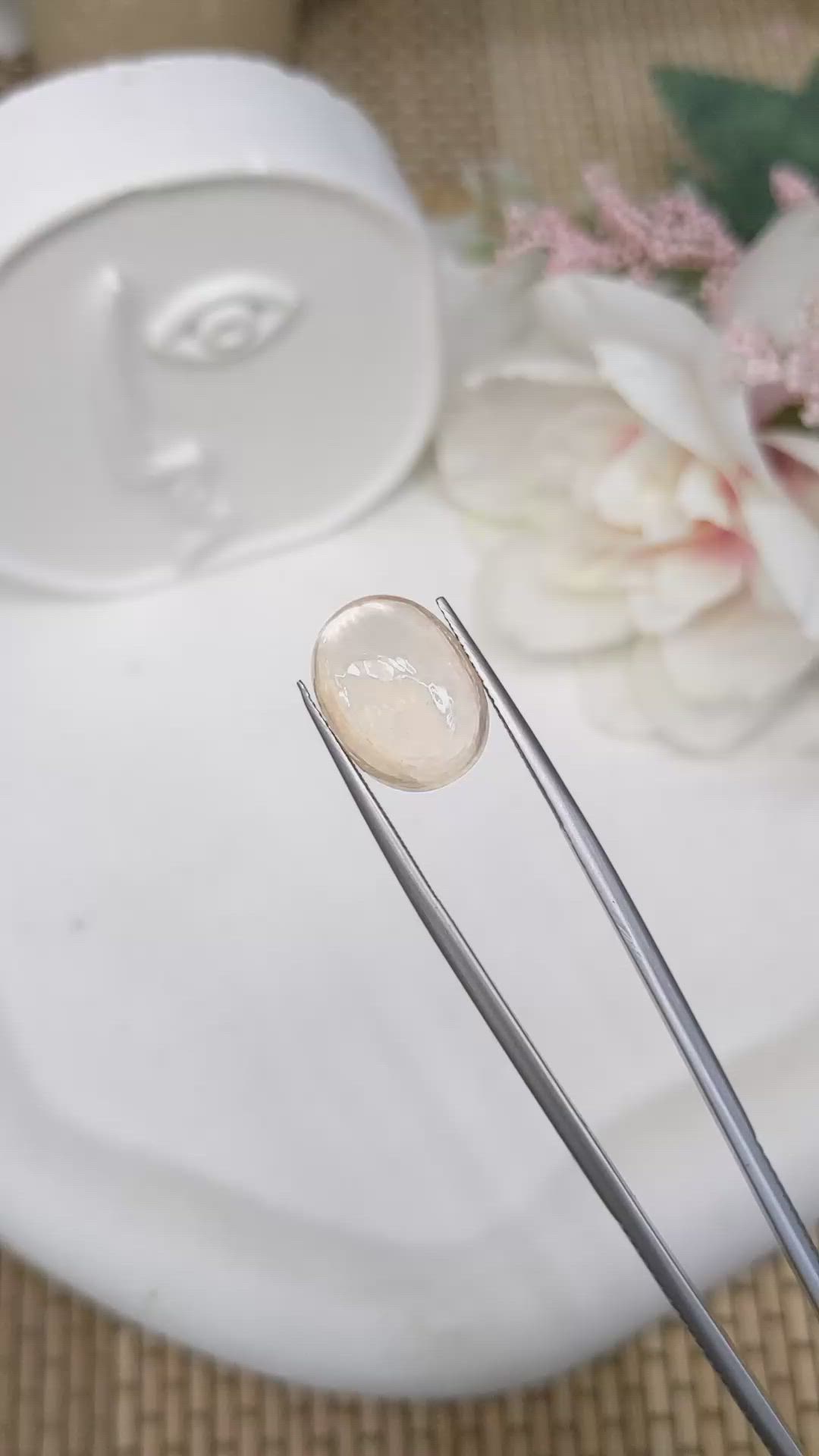 8.01 Ct. Brown Cabochon Moonstone from Ceylon (Sri Lanka) Size Video