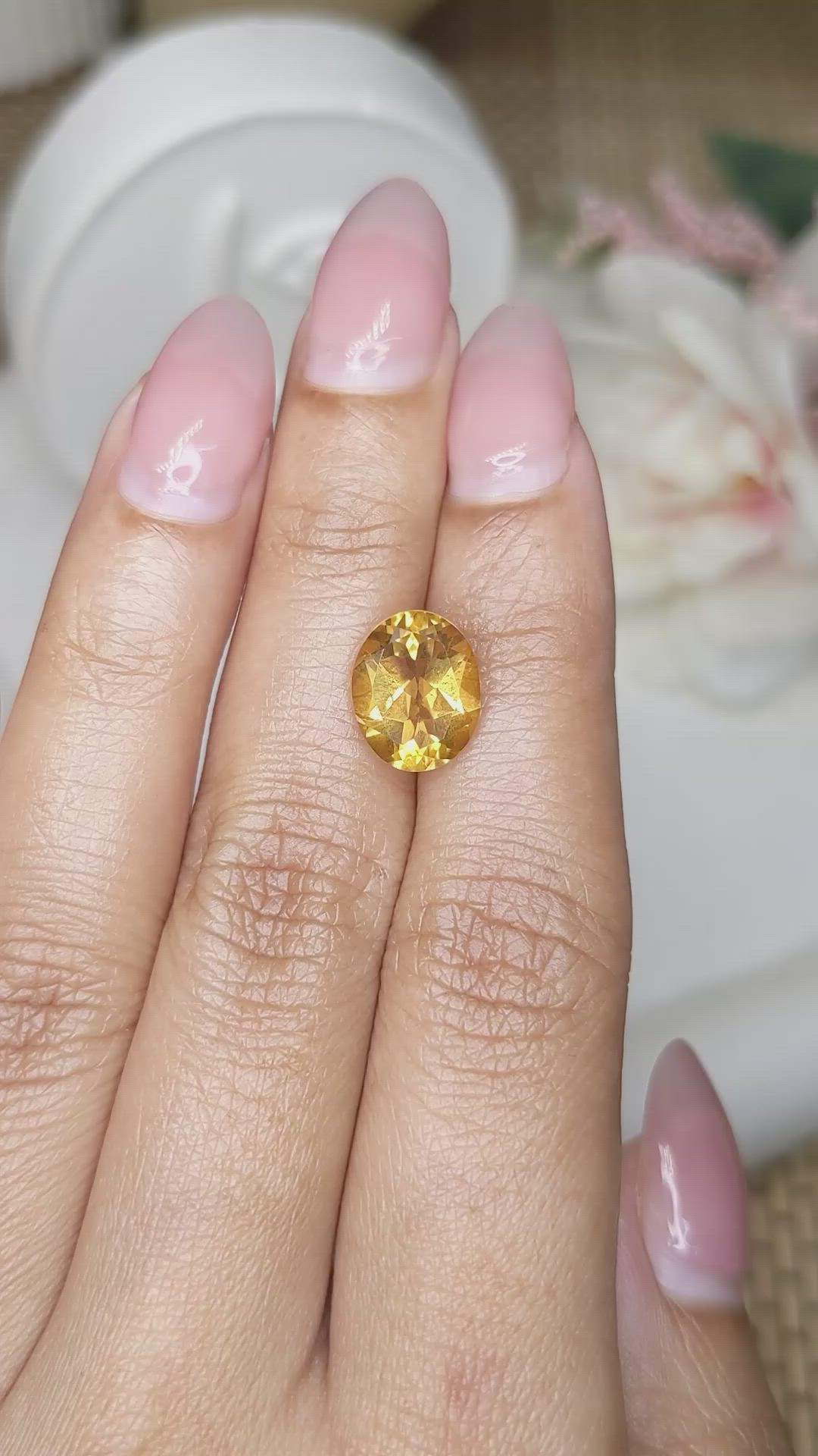 3.10 Ct. Yellow Citrine from Ceylon (Sri Lanka) Size Video