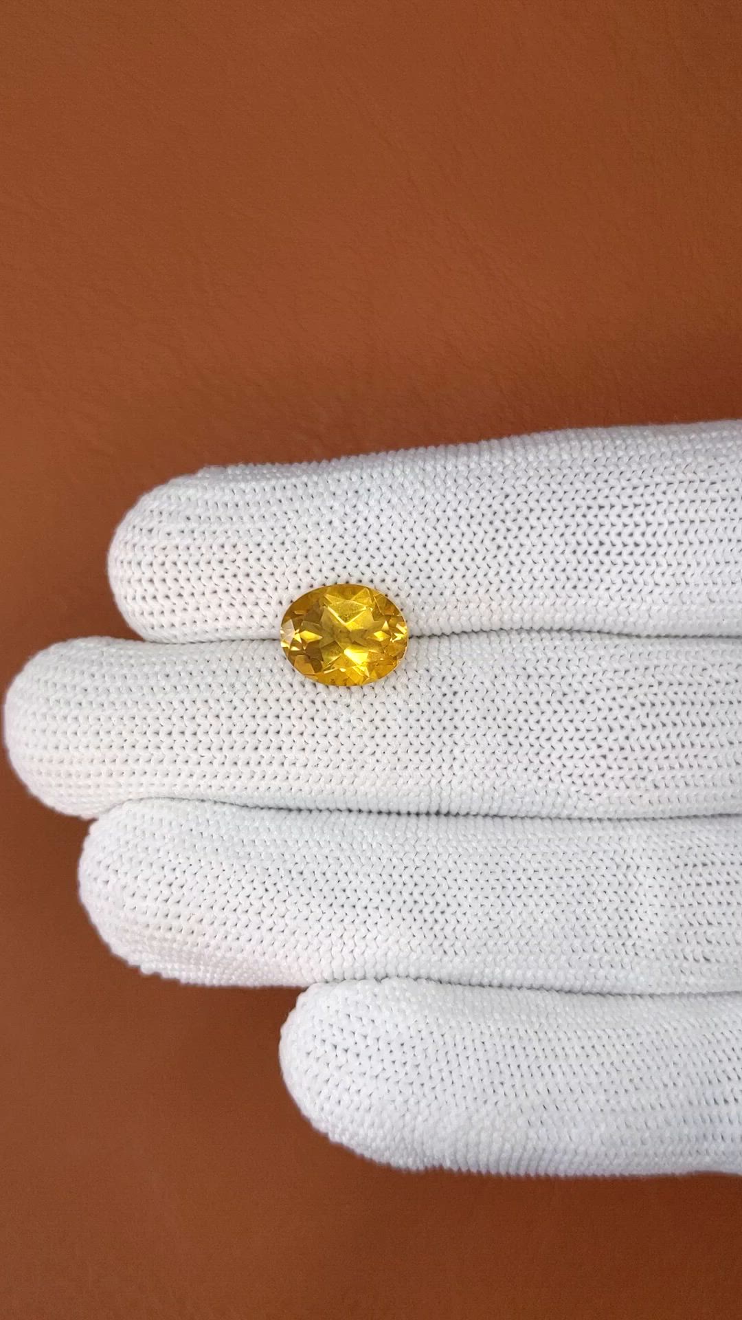 3.10 Ct. Yellow Citrine from Ceylon (Sri Lanka) Size Video