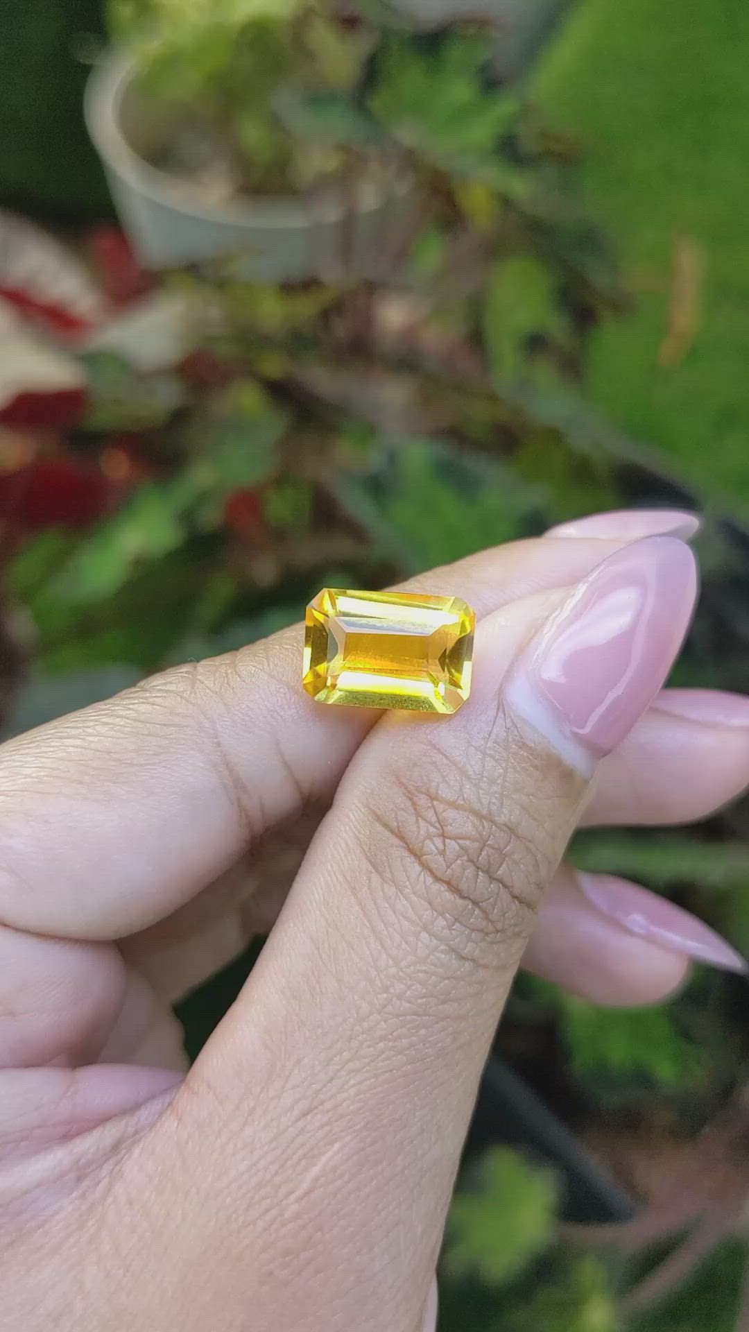 5.00 Ct. Orangish Yellow Citrine from Ceylon (Sri Lanka) Size Video
