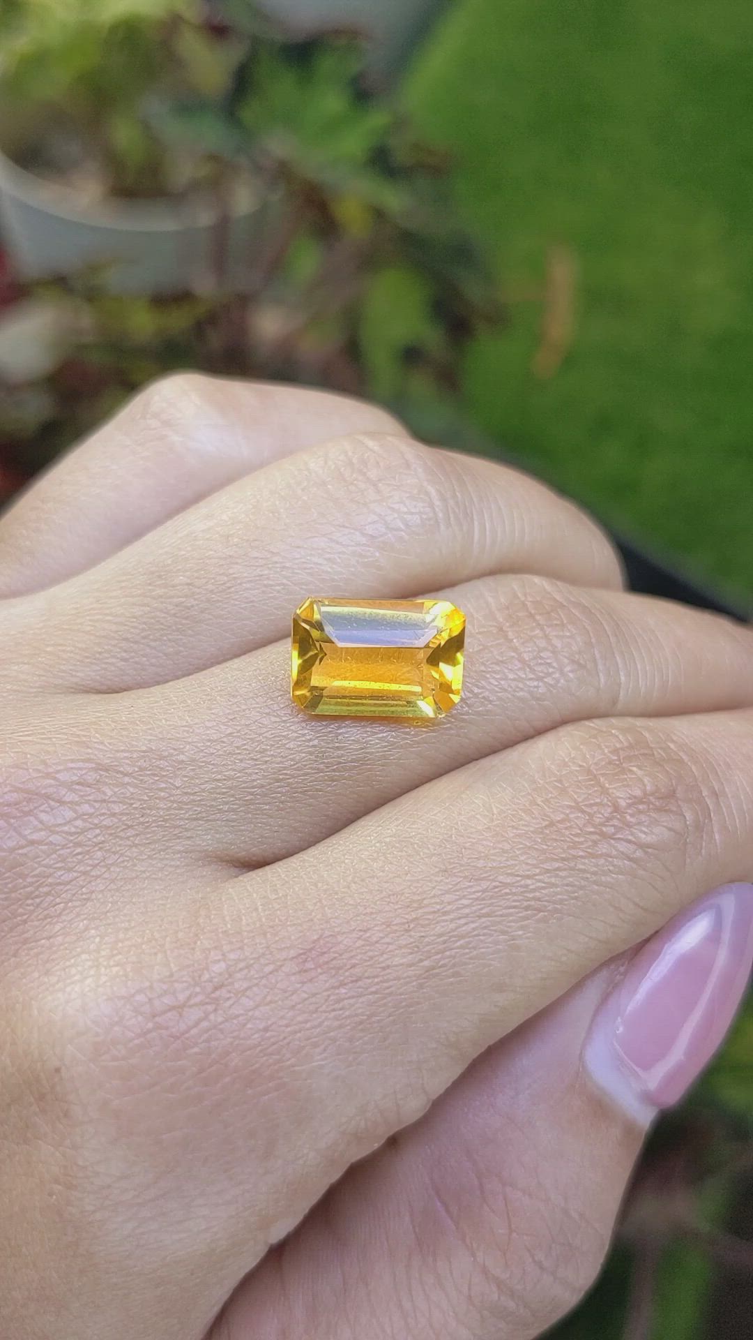 5.00 Ct. Orangish Yellow Citrine from Ceylon (Sri Lanka) Size Video
