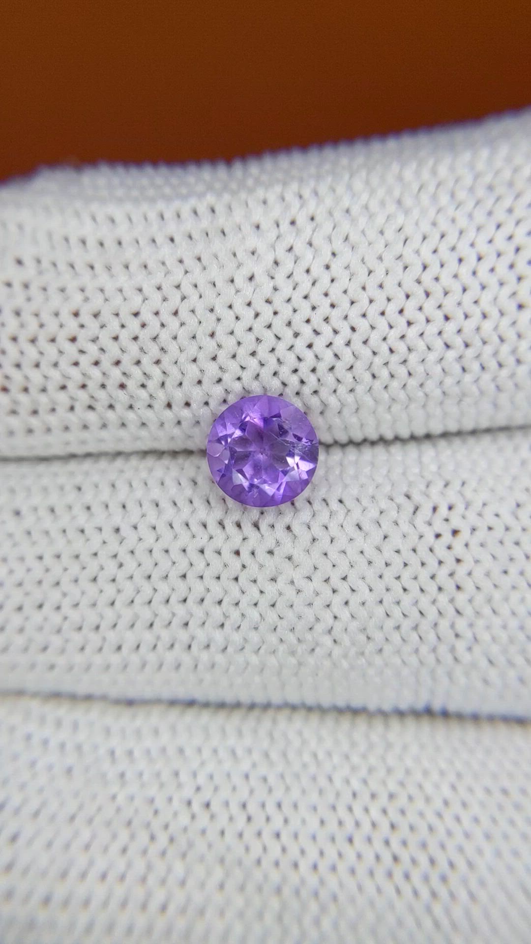 0.95 Ct. Purple Amethyst from Ceylon (Sri Lanka) Size Video