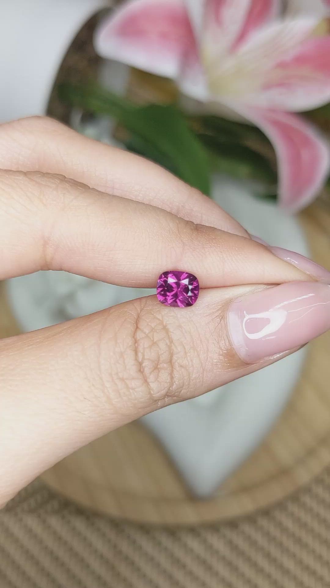 1.06 Ct. Pinkish Purple Rhodolite Garnet from Ceylon (Sri Lanka) Size Video
