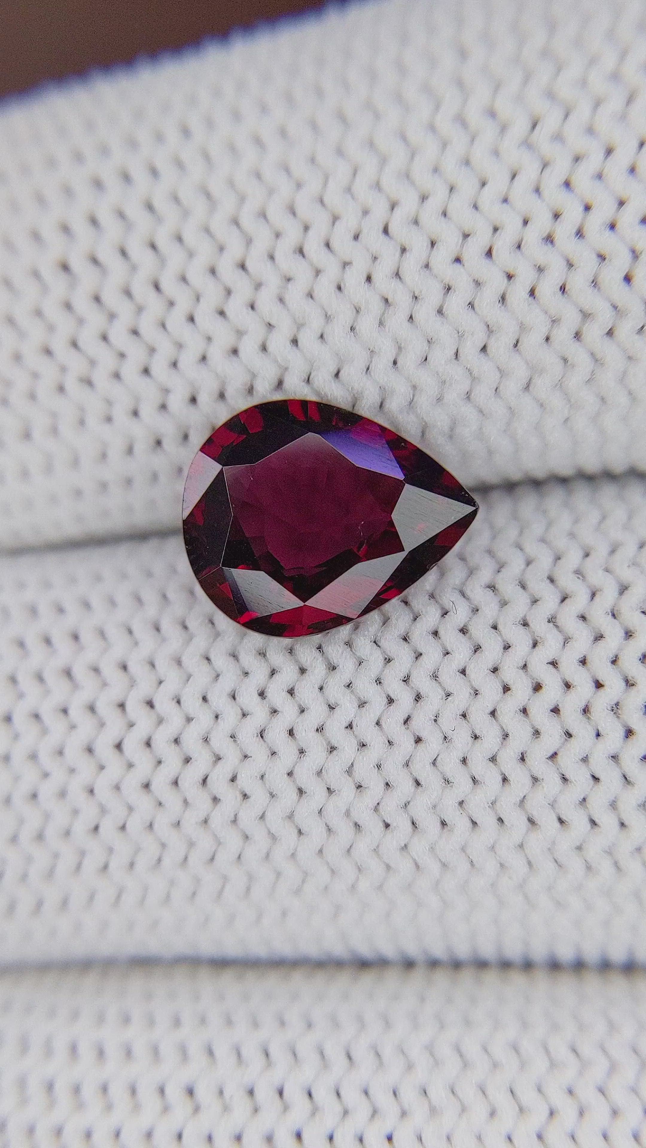 3.08 Ct. Red Garnet from Ceylon (Sri Lanka) Size Video