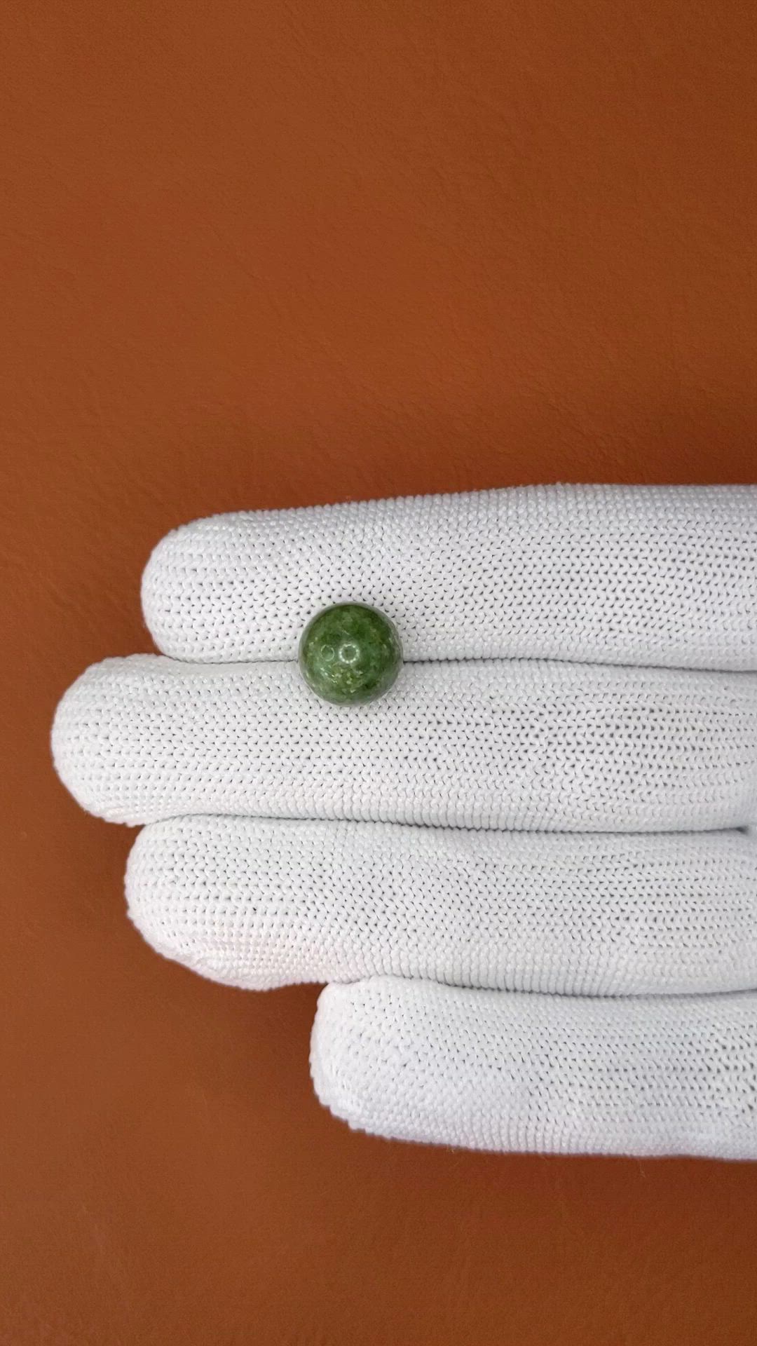 7.64 Ct. Green Jade from Burma (Myanmar) Size Video