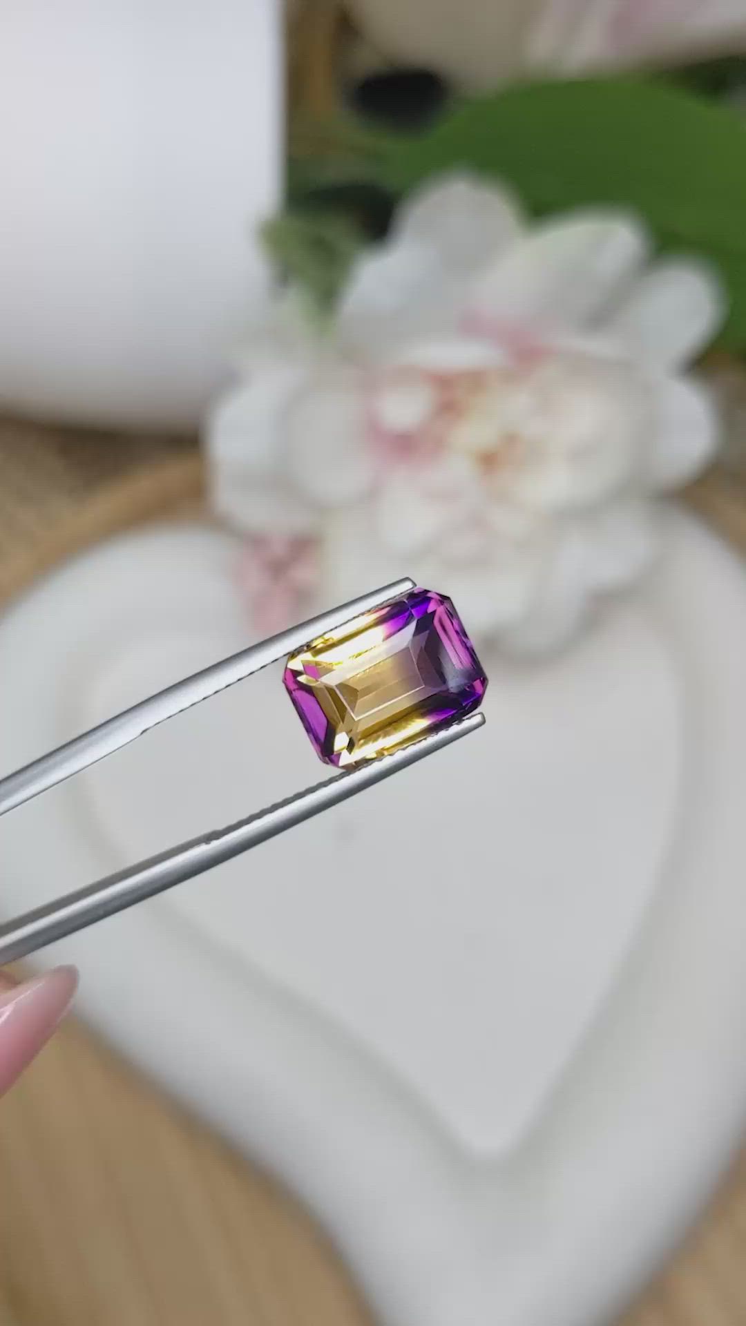 5.84 Ct. Bi Color Ametrine from Brazil Size Video