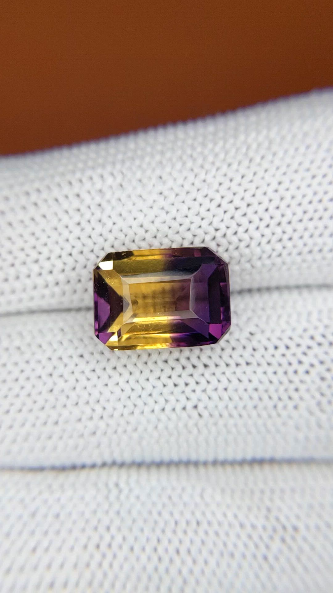 5.84 Ct. Bi Color Ametrine from Brazil Size Video