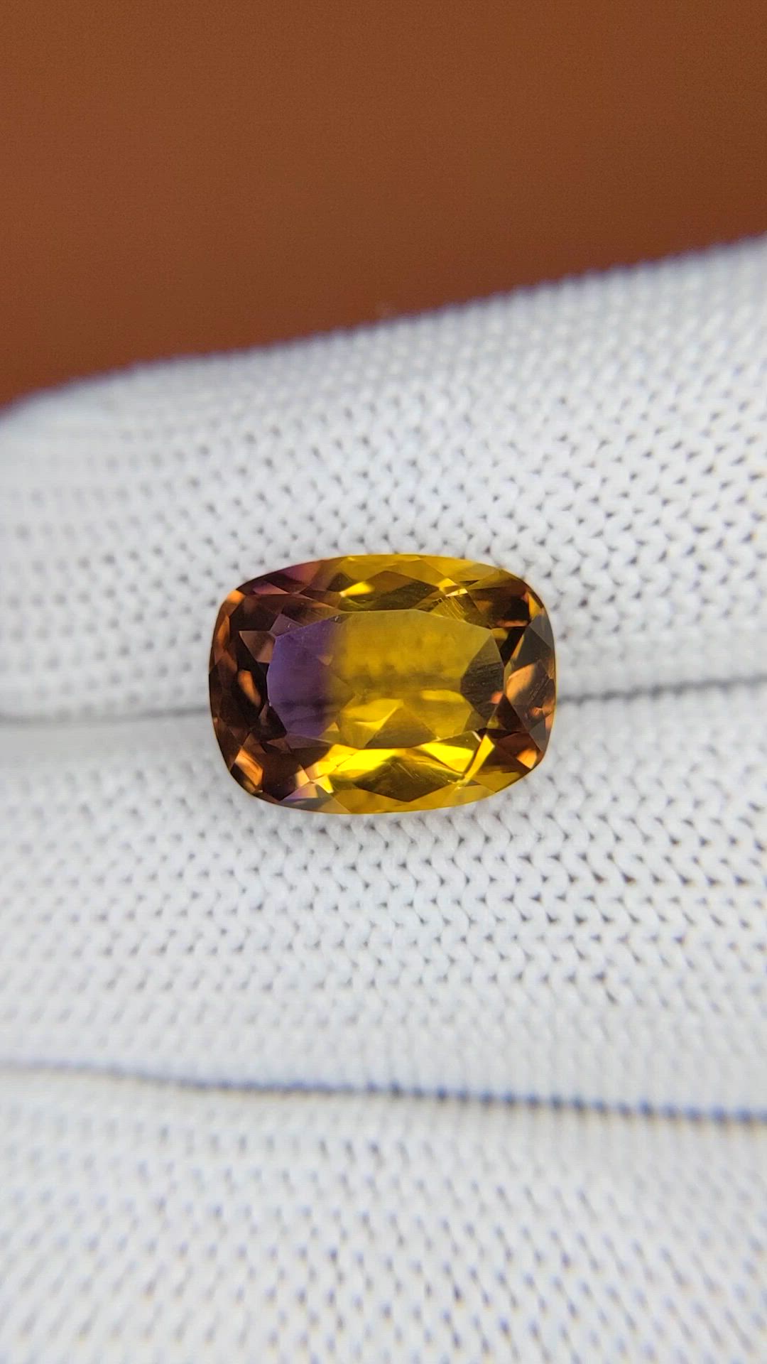 5.57 Ct. Bi Color Ametrine from Brazil Size Video