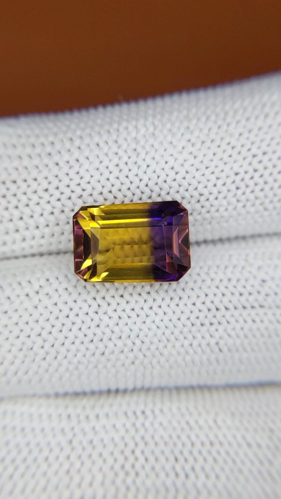 5.48 Ct. Bi Color Ametrine from Brazil Size Video