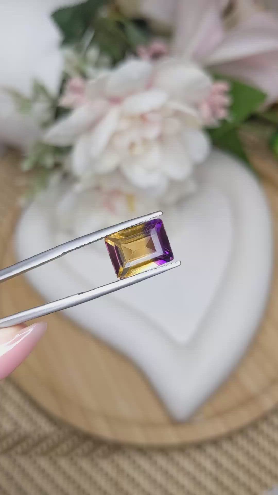 4.89 Ct. Bi Color Ametrine from Brazil Size Video