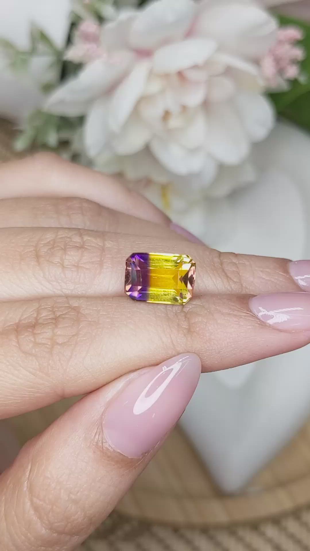 4.70 Ct. Bi Color Ametrine from Brazil Size Video