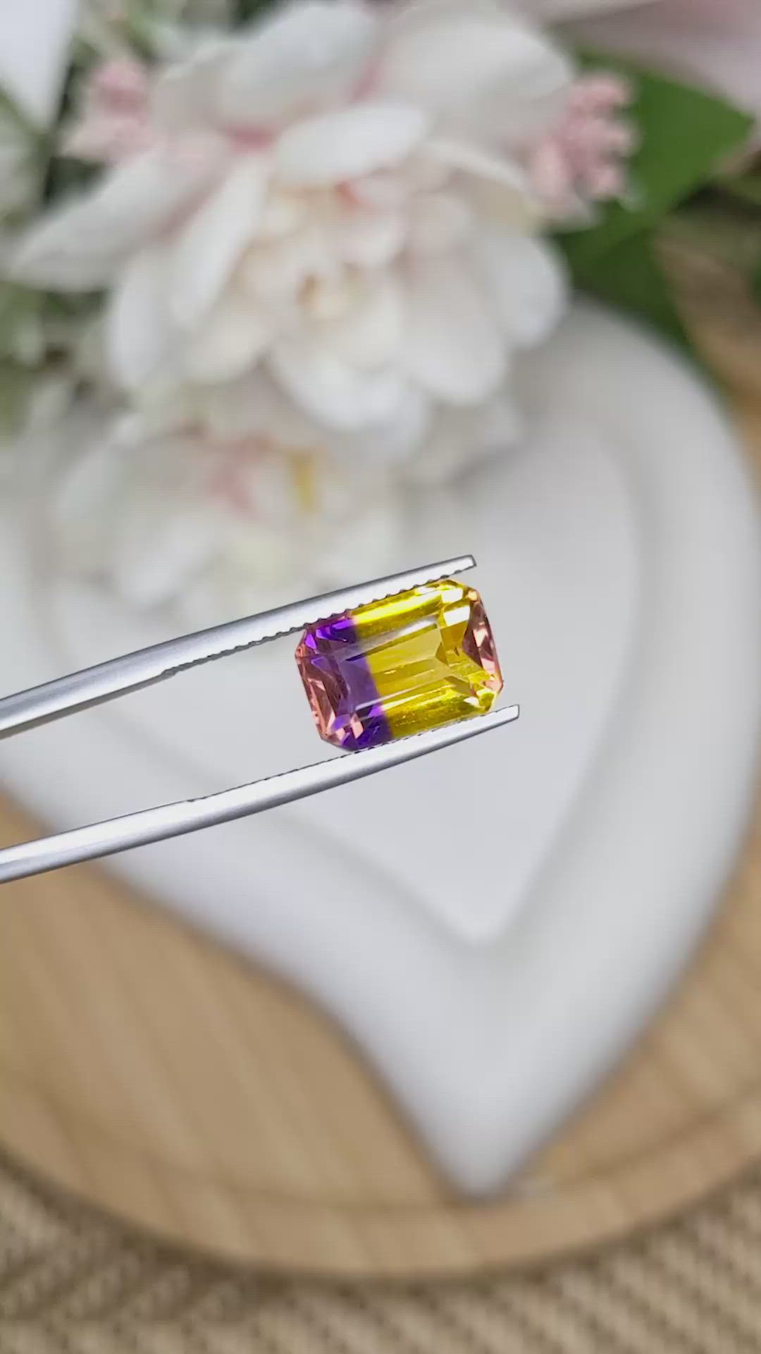 4.70 Ct. Bi Color Ametrine from Brazil Size Video