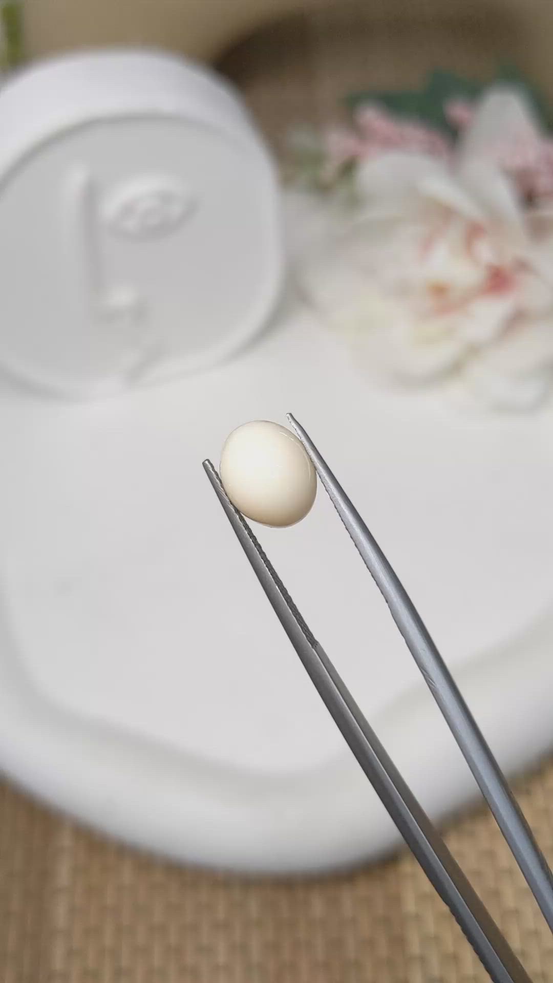 2.94 Ct. Salmon and White Cabochon Coral from Italy Size Video