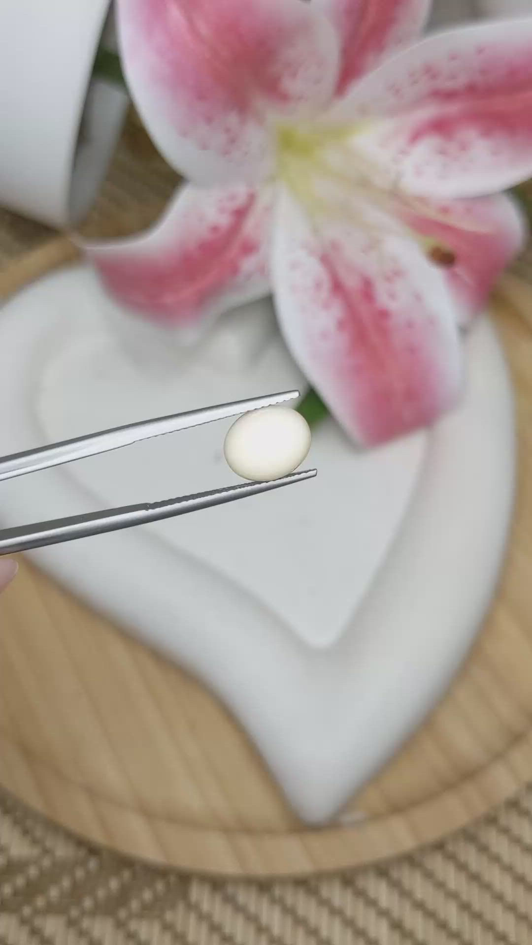 2.79 Ct. Salmon and White Cabochon Coral from Italy Size Video