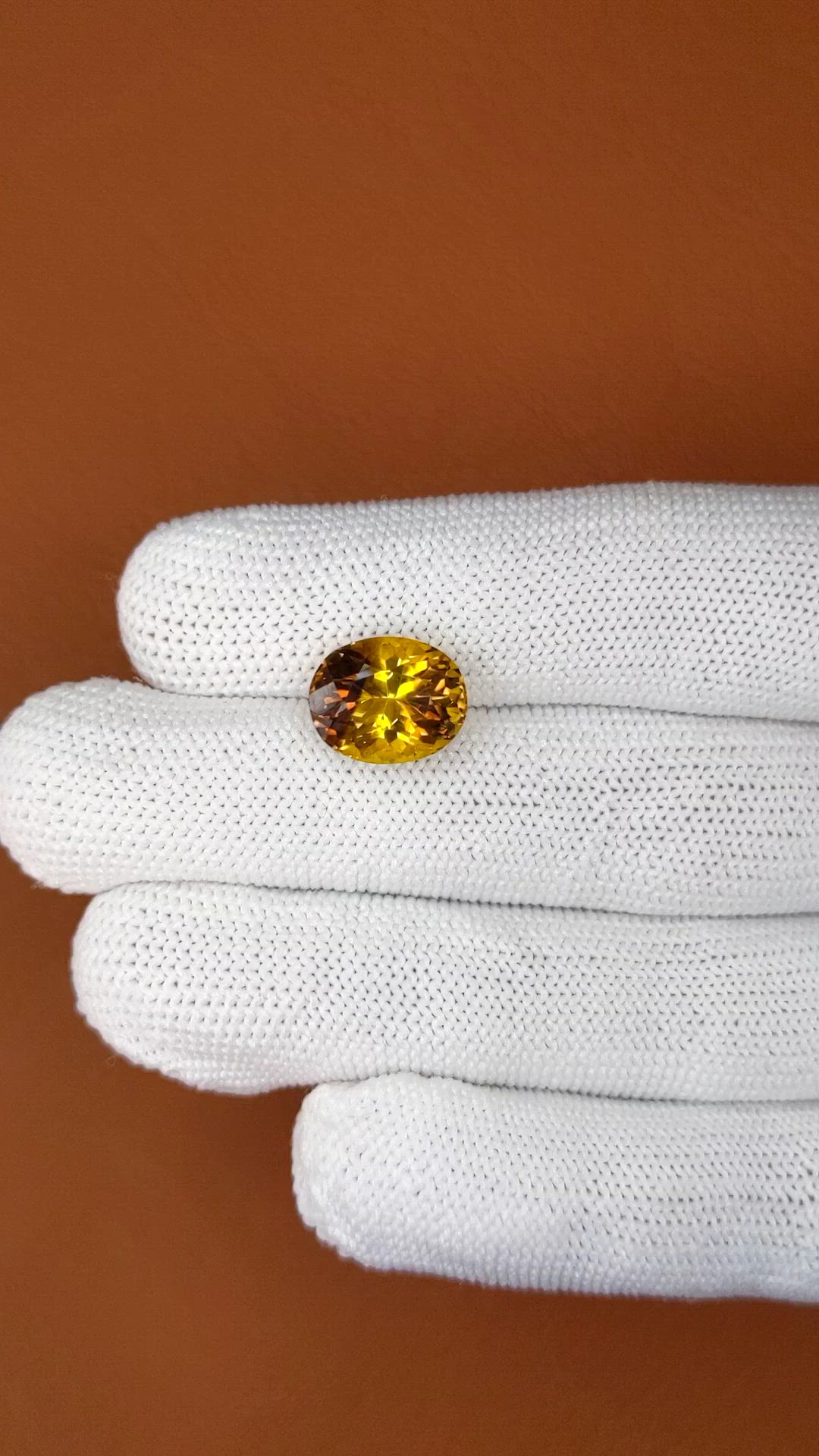 5.48 Ct. Bi Color Ametrine from Brazil Size Video