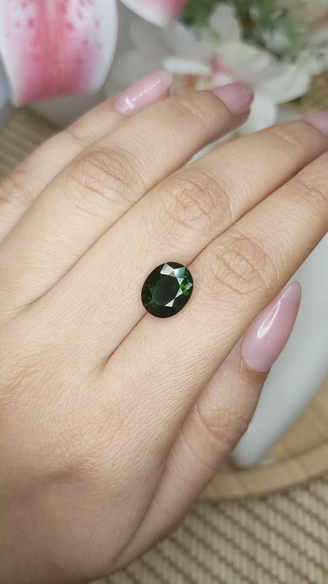 3.19 Ct. Green Tourmaline from Ceylon (Sri Lanka) Size Video