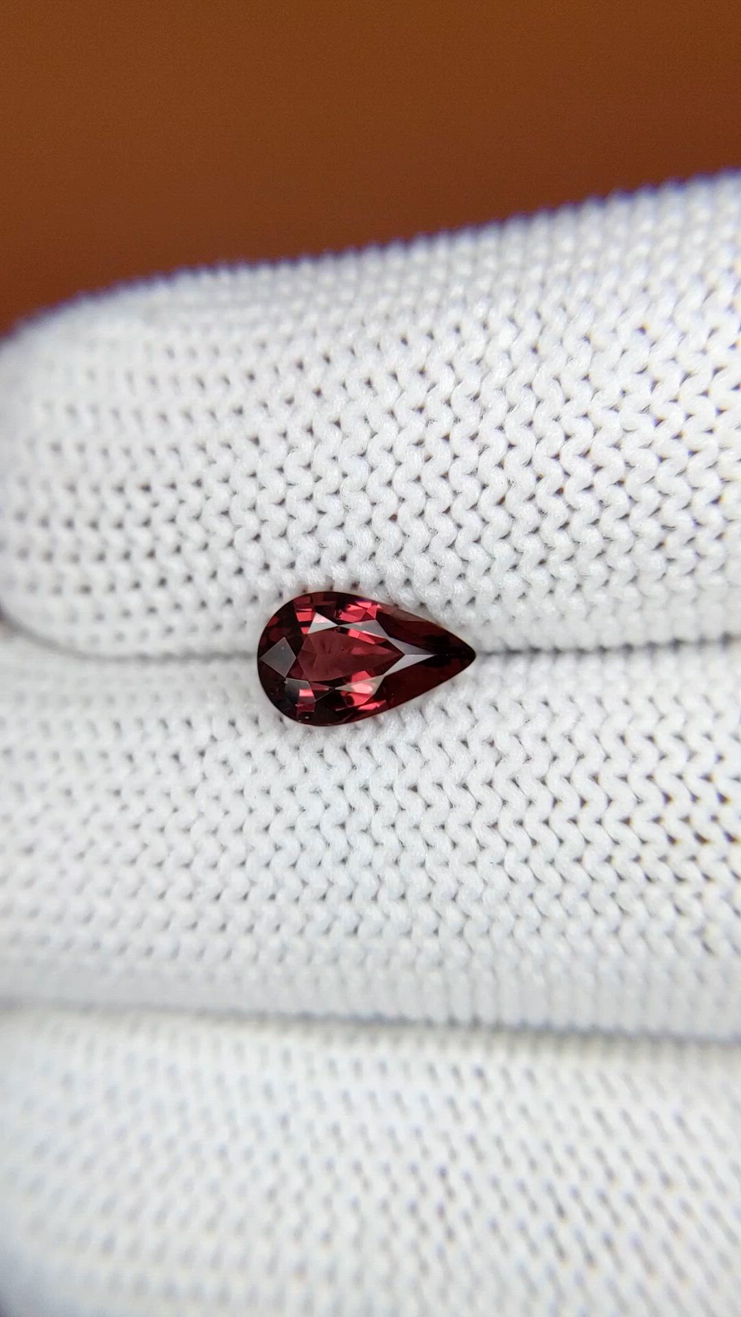 1.08 Ct. Purplish Red Rhodolite Garnet from Ceylon (Sri Lanka) Size Video