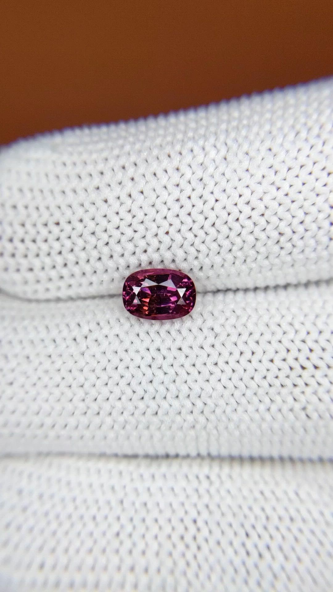 0.90 Ct. Pinkish Purple Rhodolite Garnet from Ceylon (Sri Lanka) Size Video