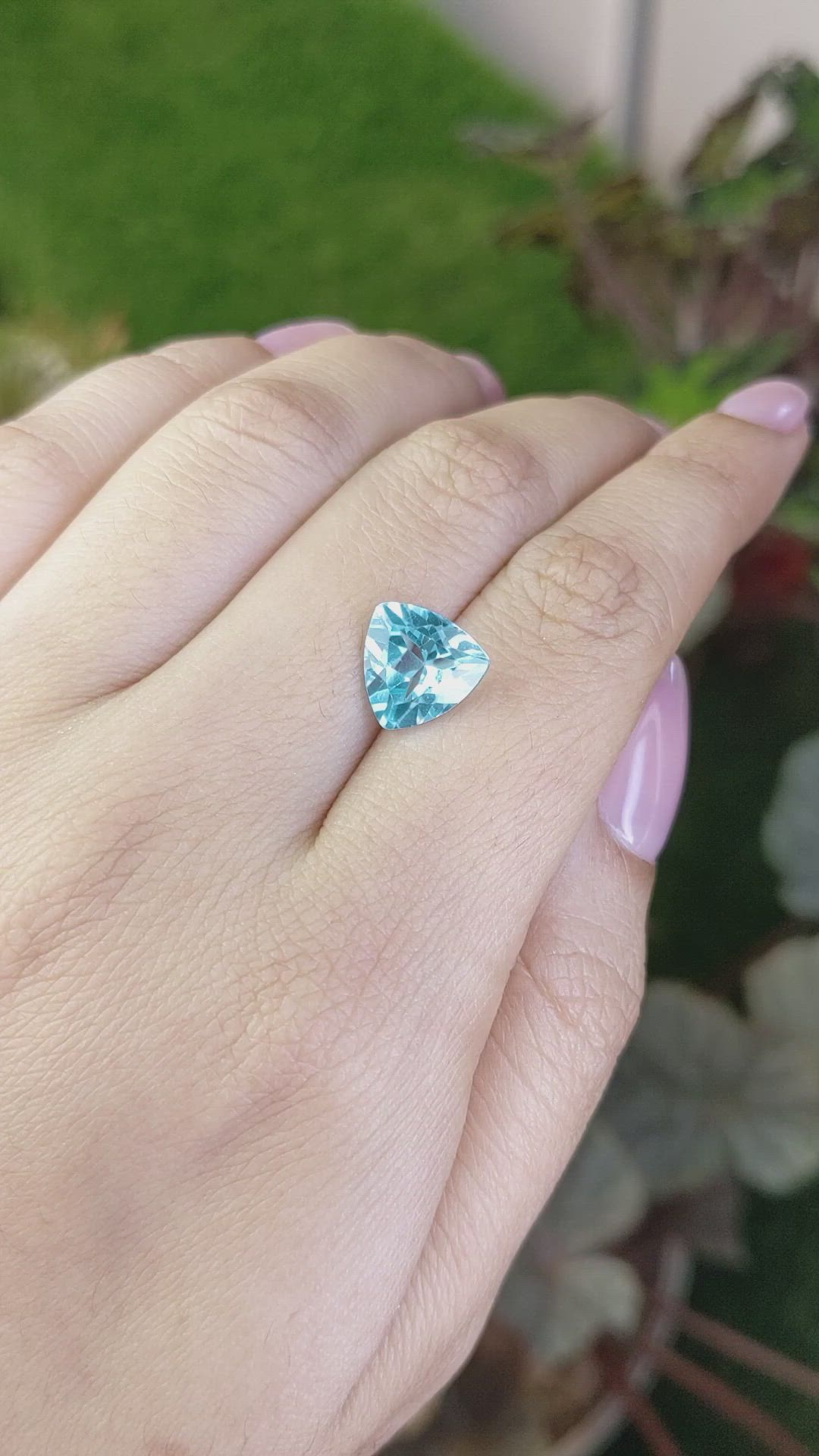 4.19 Ct. Sky Blue Topaz from Ceylon (Sri Lanka) Size Video