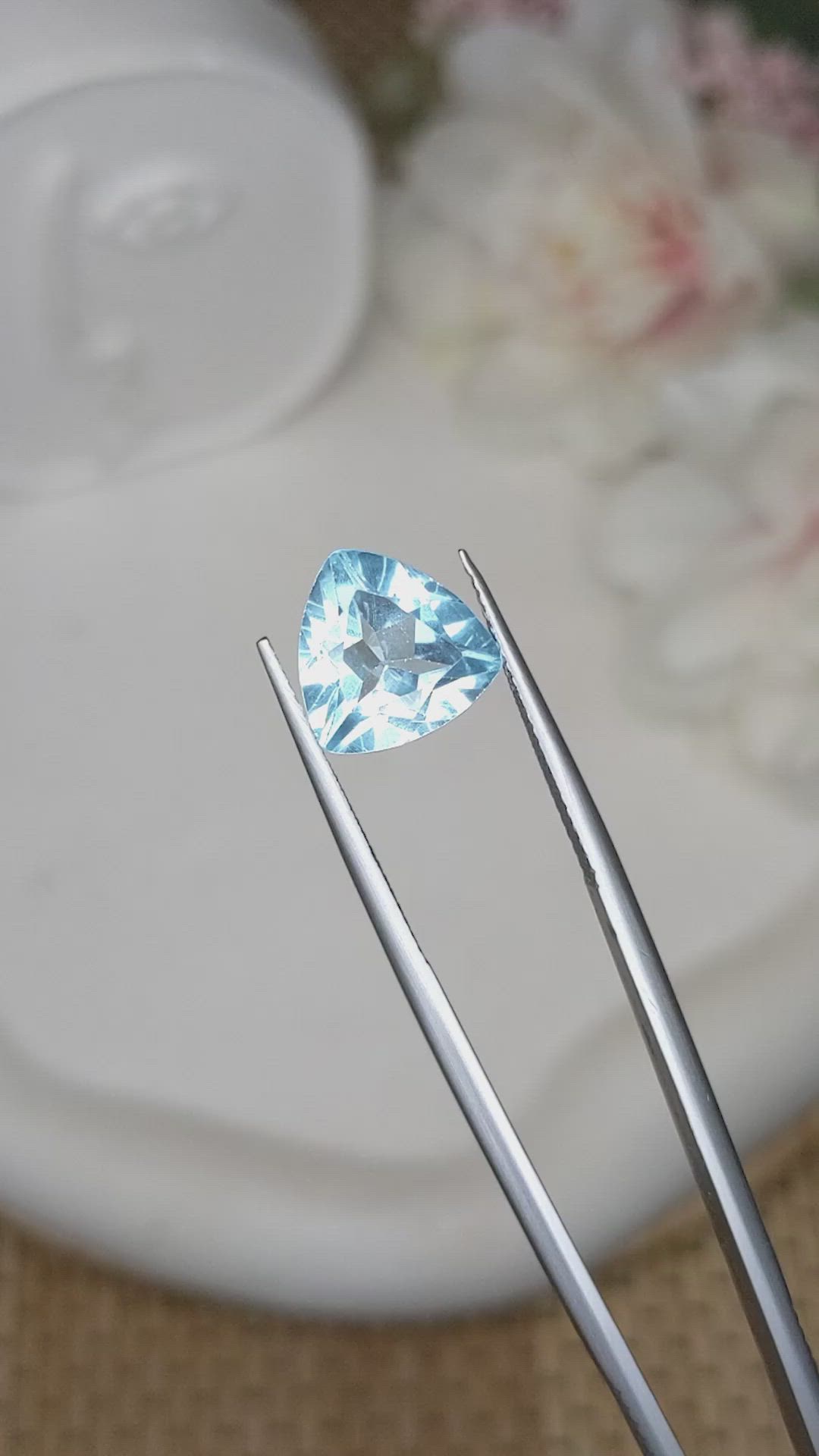 5.00 Ct. Swiss Blue Topaz from Ceylon (Sri Lanka) Size Video