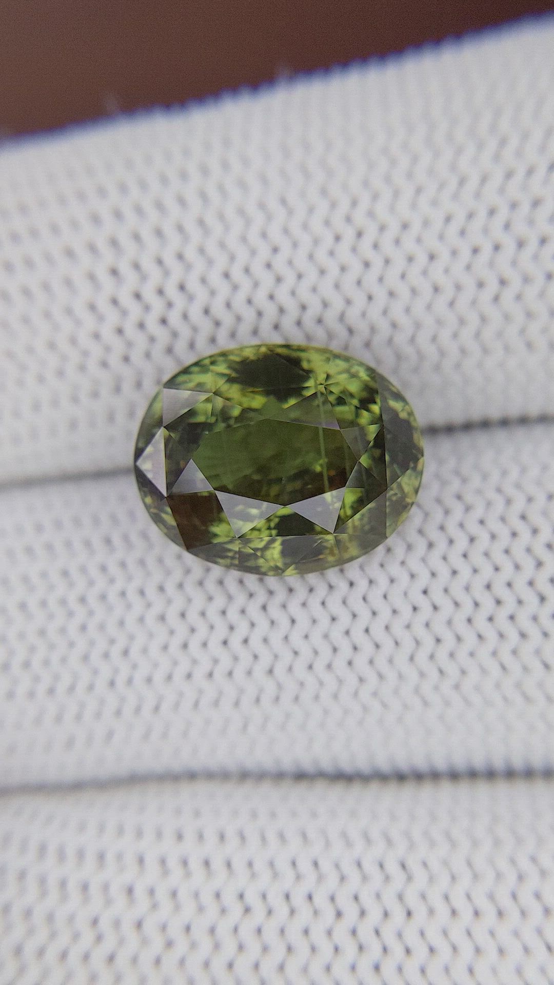 10.09 Ct. Alexandrite from Tanzania Size Video