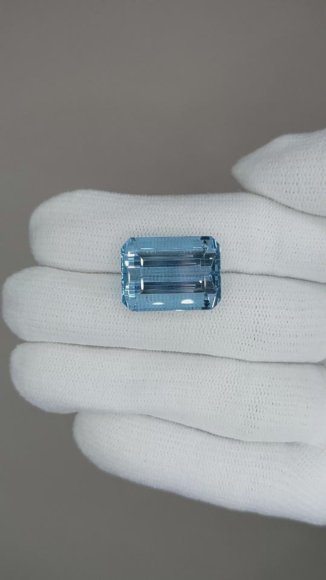 14.83 Ct. Aquamarine from Brazil Size Video