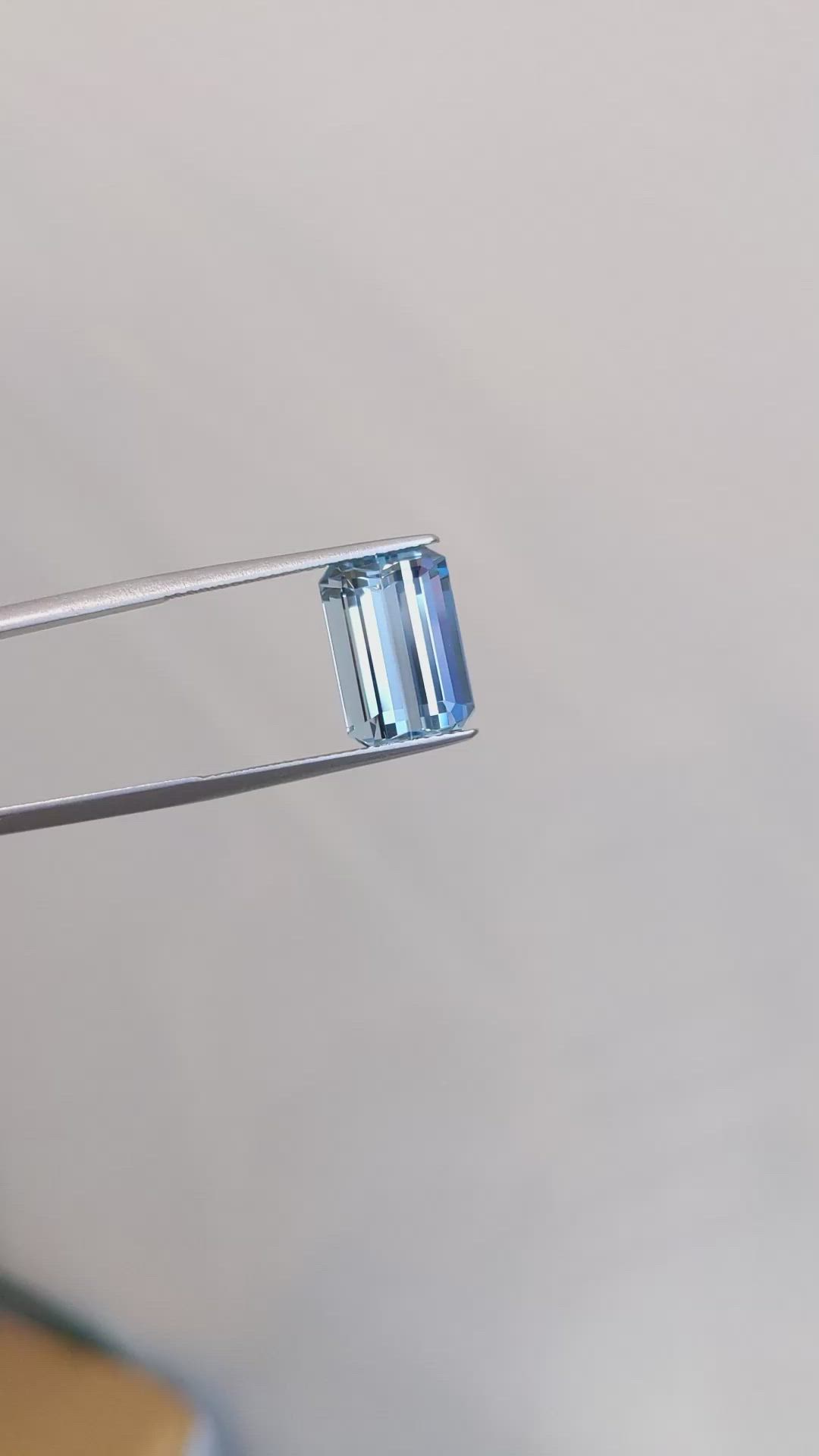 6.13 Ct. Aquamarine from Brazil Size Video