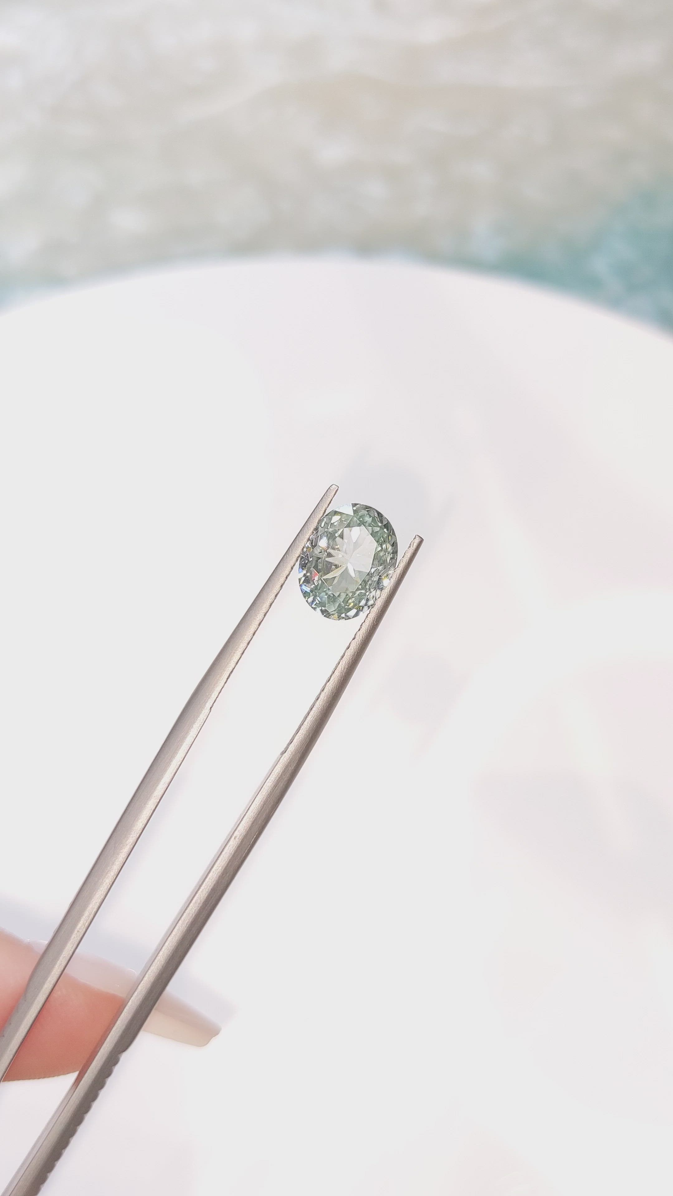 2.90 Ct. Zircon from Ceylon (Sri Lanka) Size Video