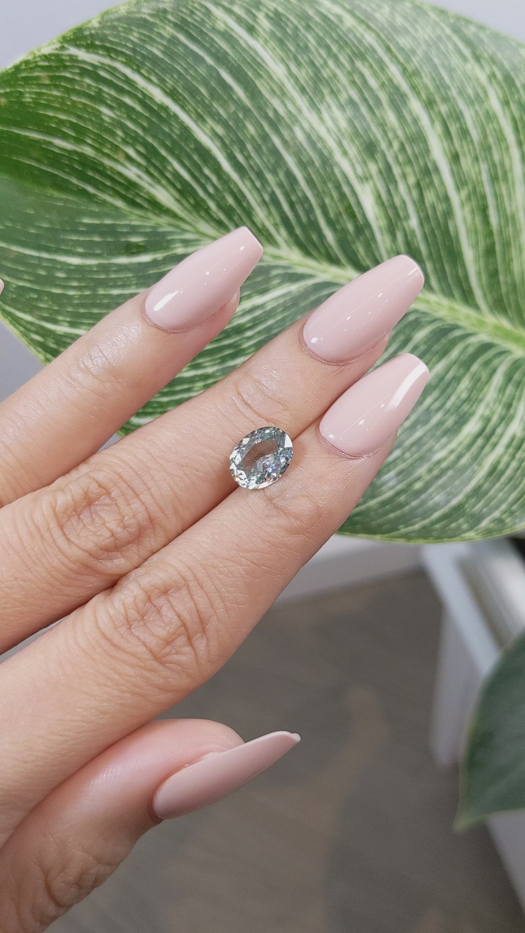 2.90 Ct. Zircon from Ceylon (Sri Lanka) Size Video