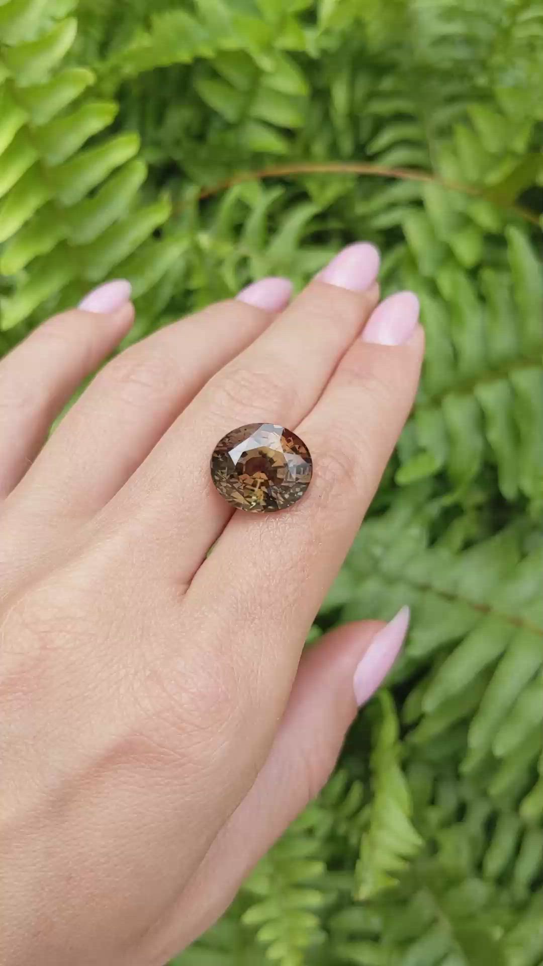 15.26 Ct. Alexandrite from Ceylon (Sri Lanka) Size Video
