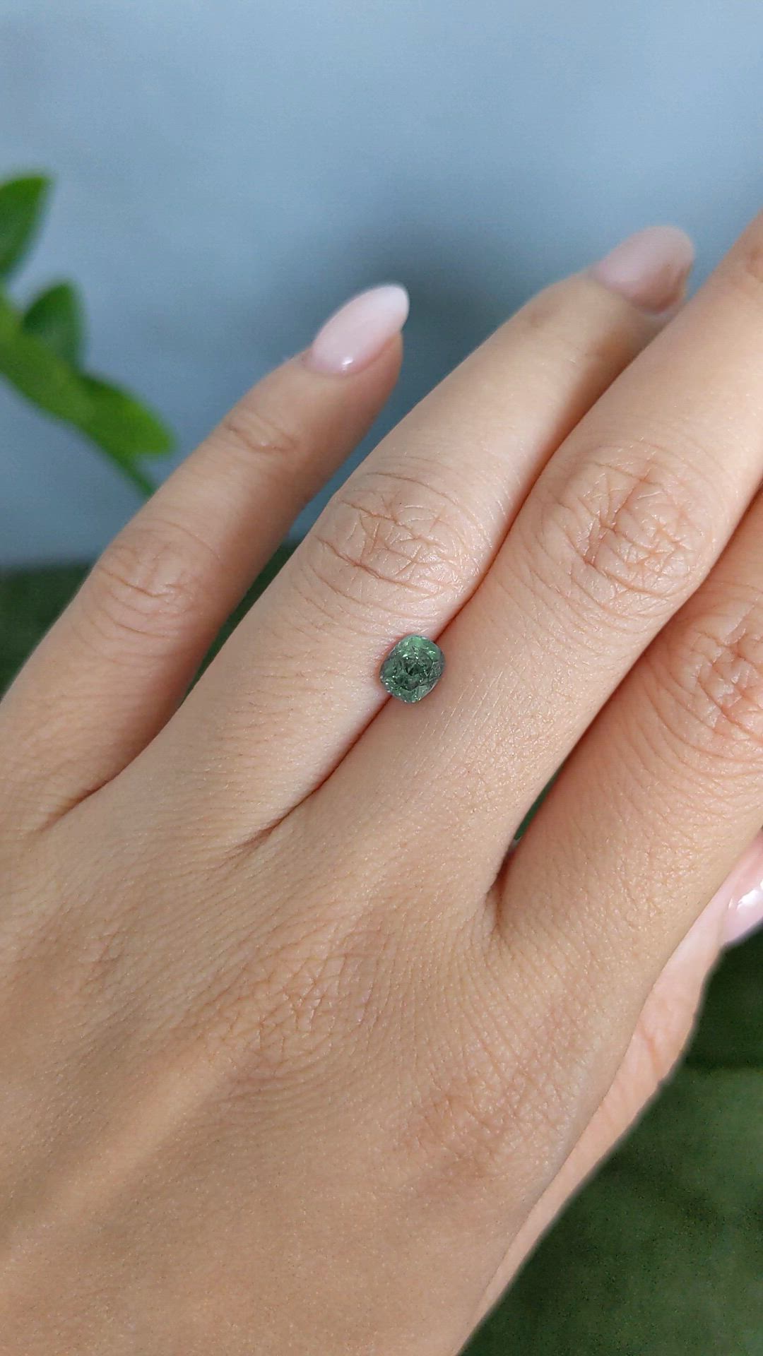 0.86 Ct. Alexandrite from Russia Size Video