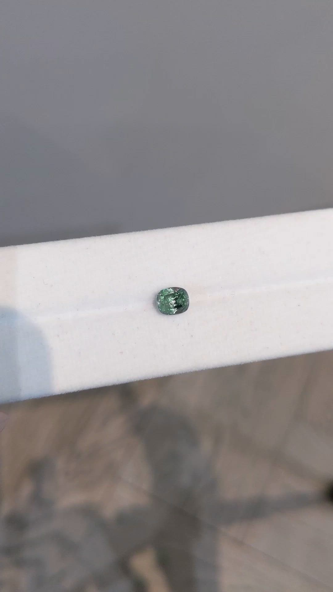 0.86 Ct. Alexandrite from Russia Size Video