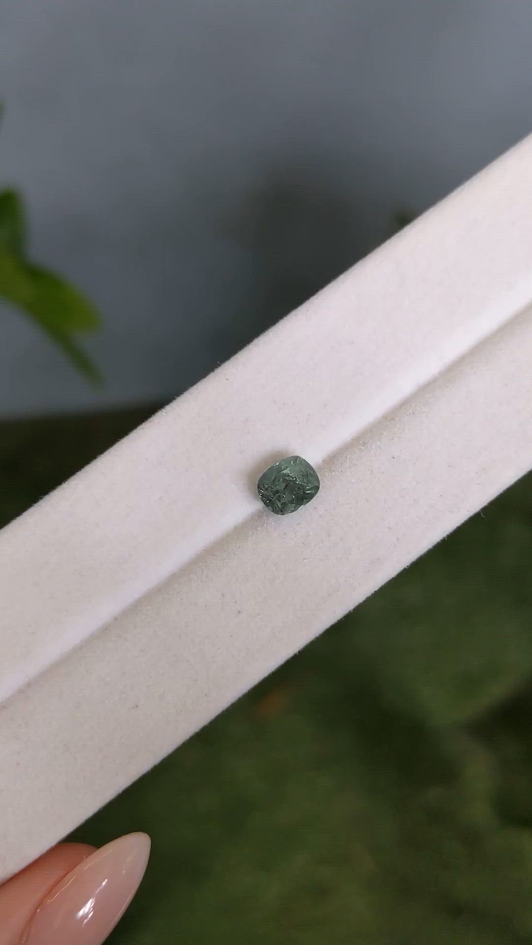 0.86 Ct. Alexandrite from Russia Size Video