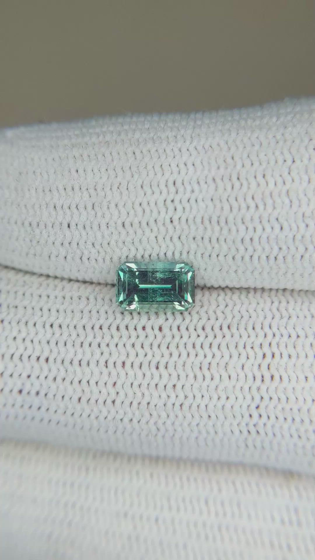 1.27 Ct. Alexandrite from Russia Size Video