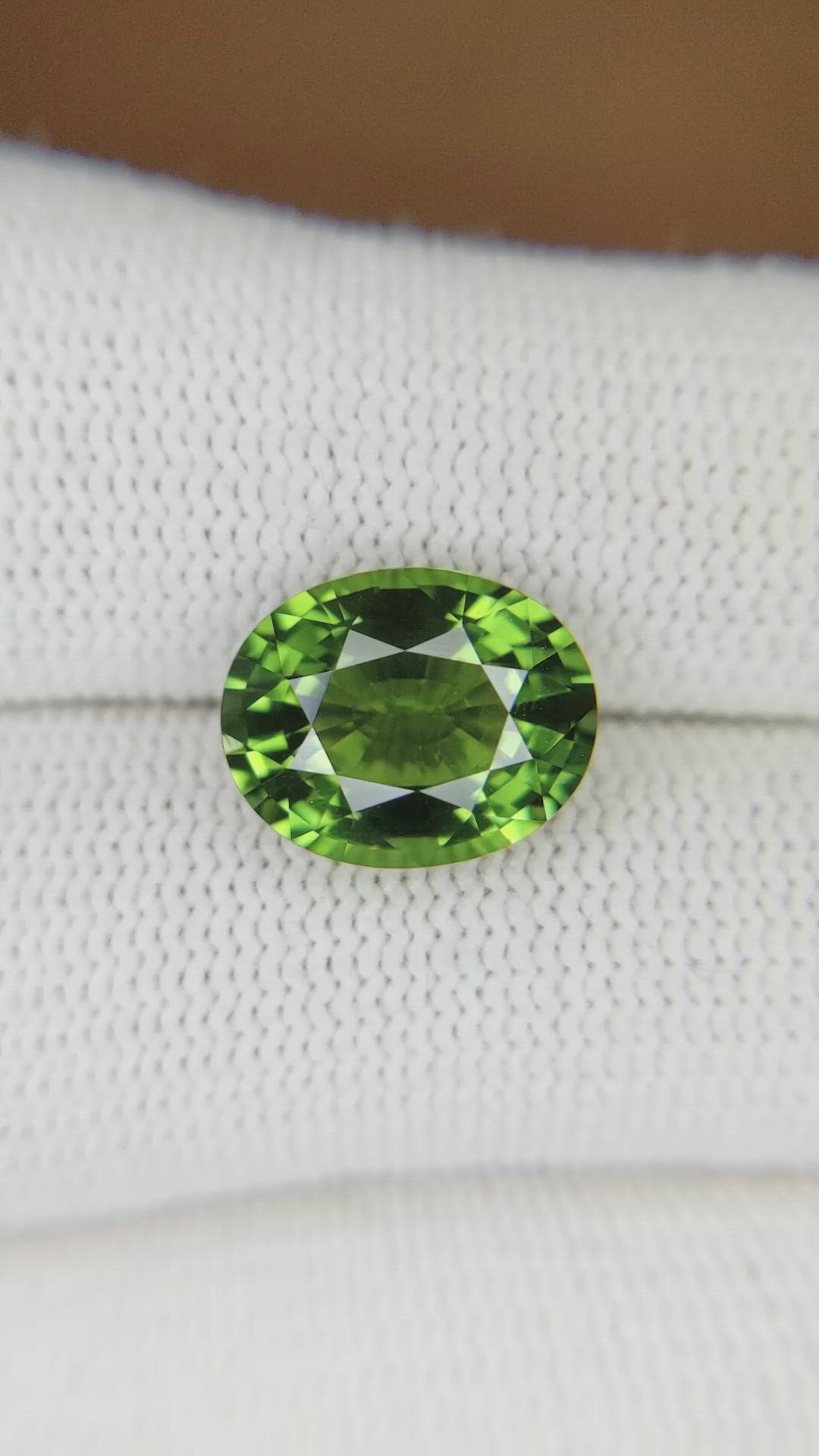 4.52 Ct. Paraiba Tourmaline from Mozambique Size Video