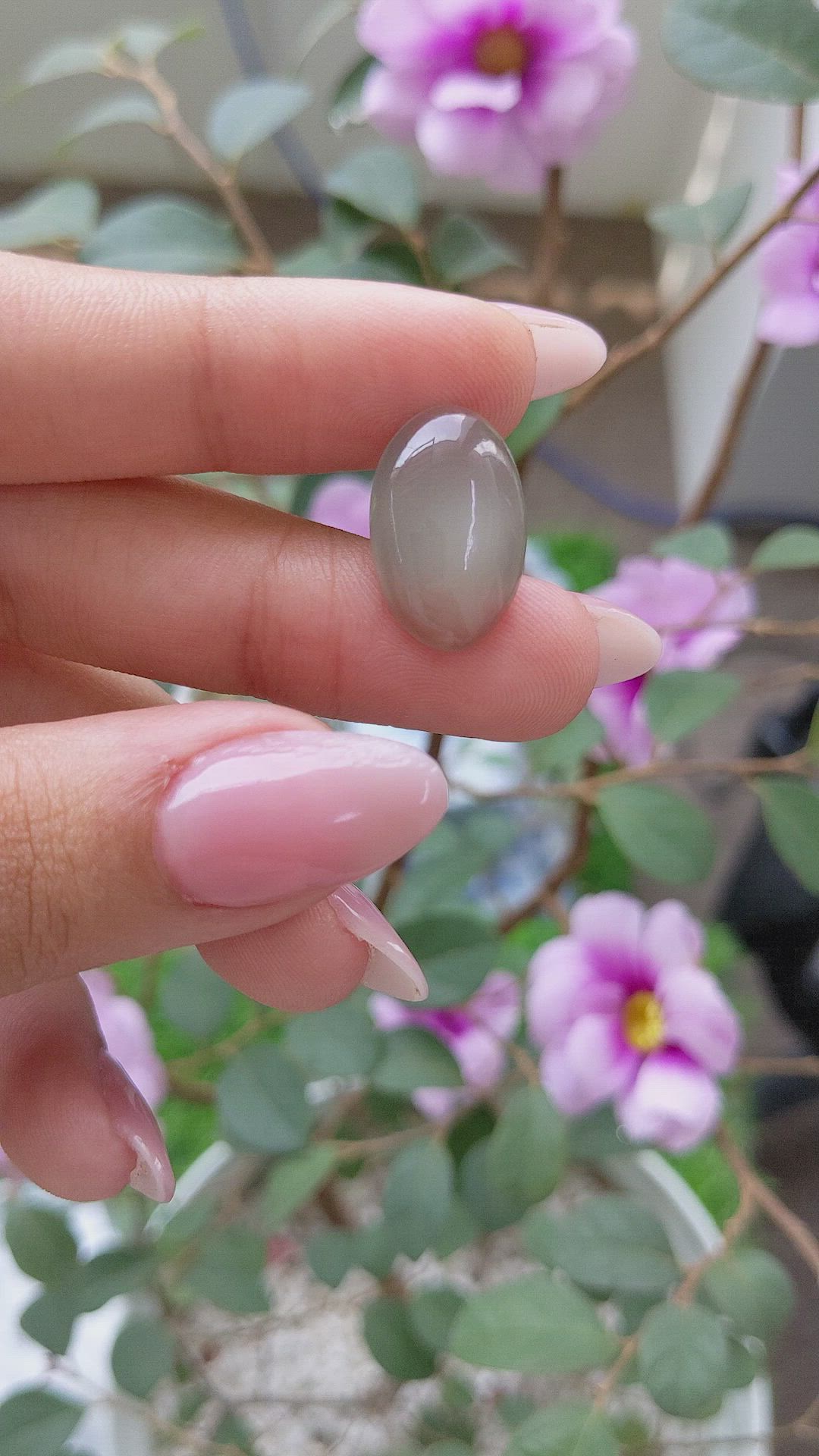 8.82 Ct. Cabochon Moonstone from Ceylon (Sri Lanka) Size Video