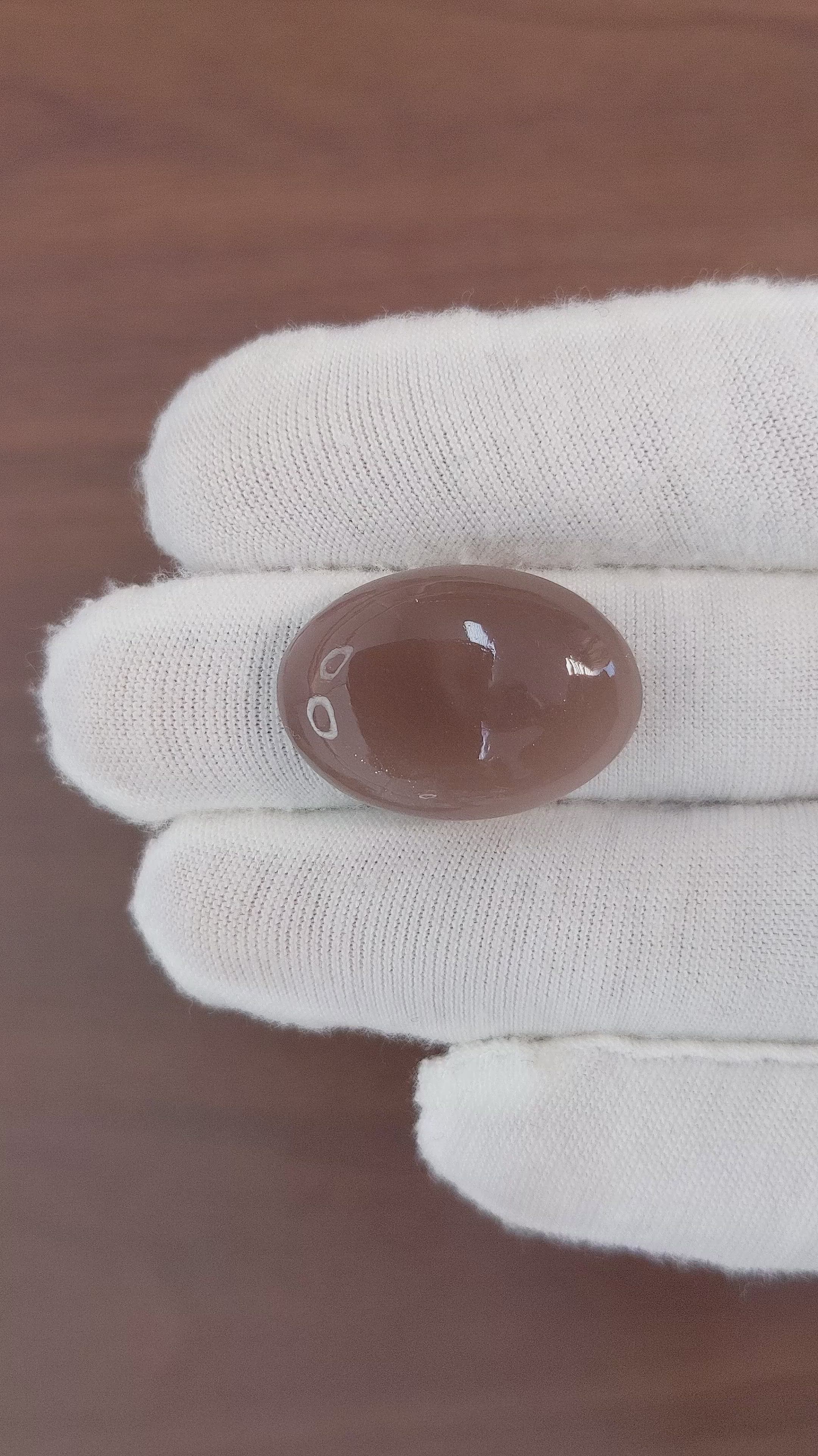 21.11 Ct. Cabochon Moonstone from Ceylon (Sri Lanka) Size Video