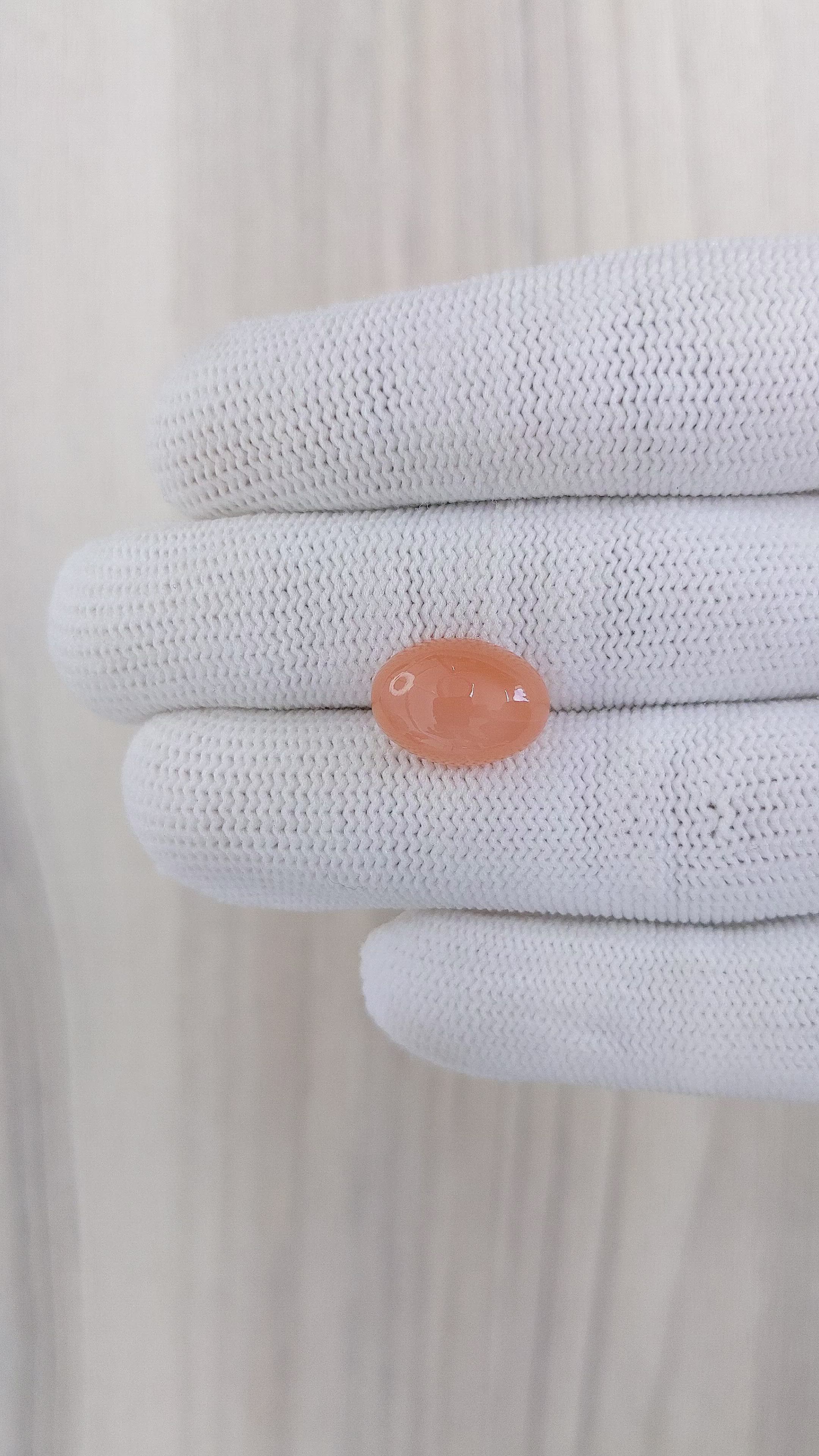 6.01 Ct. Cabochon Moonstone from Ceylon (Sri Lanka) Size Video